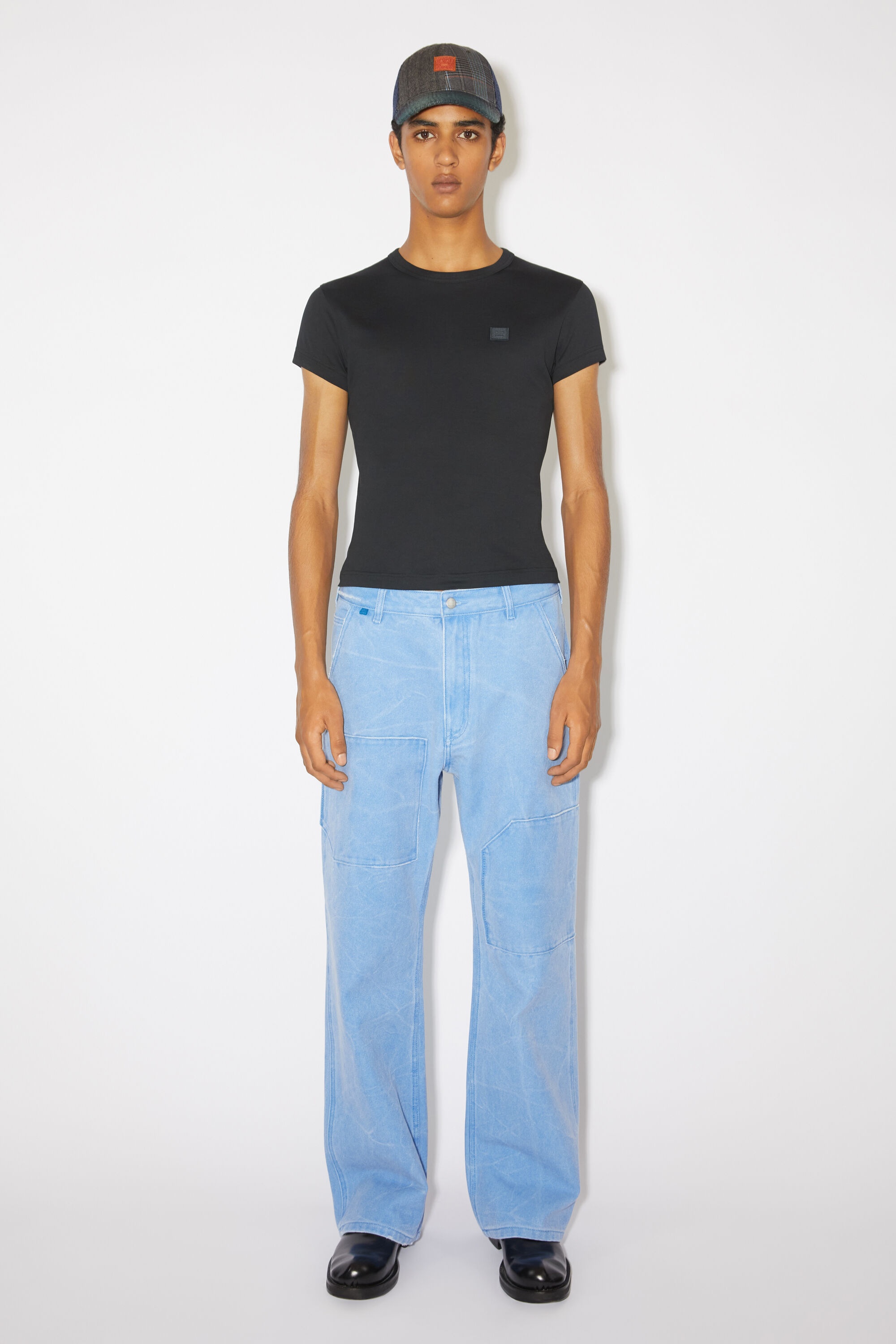 Crew neck t-shirt - Fitted fit - Black - 2