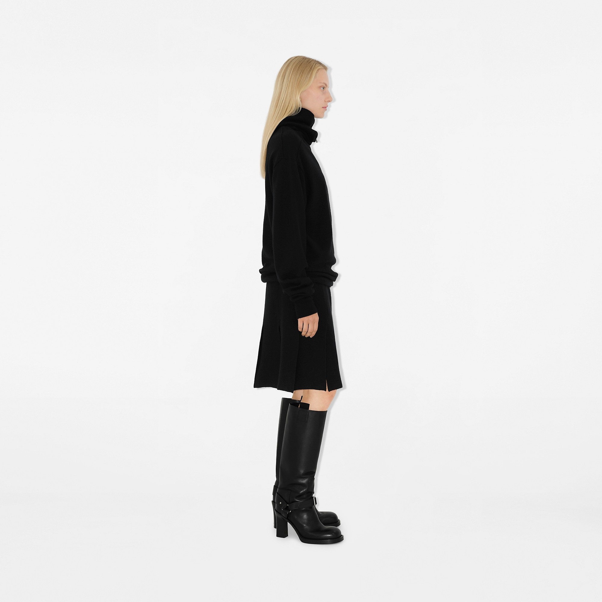 【送料&関税込】Burberry Wool Dress Burberry Wool dress with plaid pattern | Women's Clothing