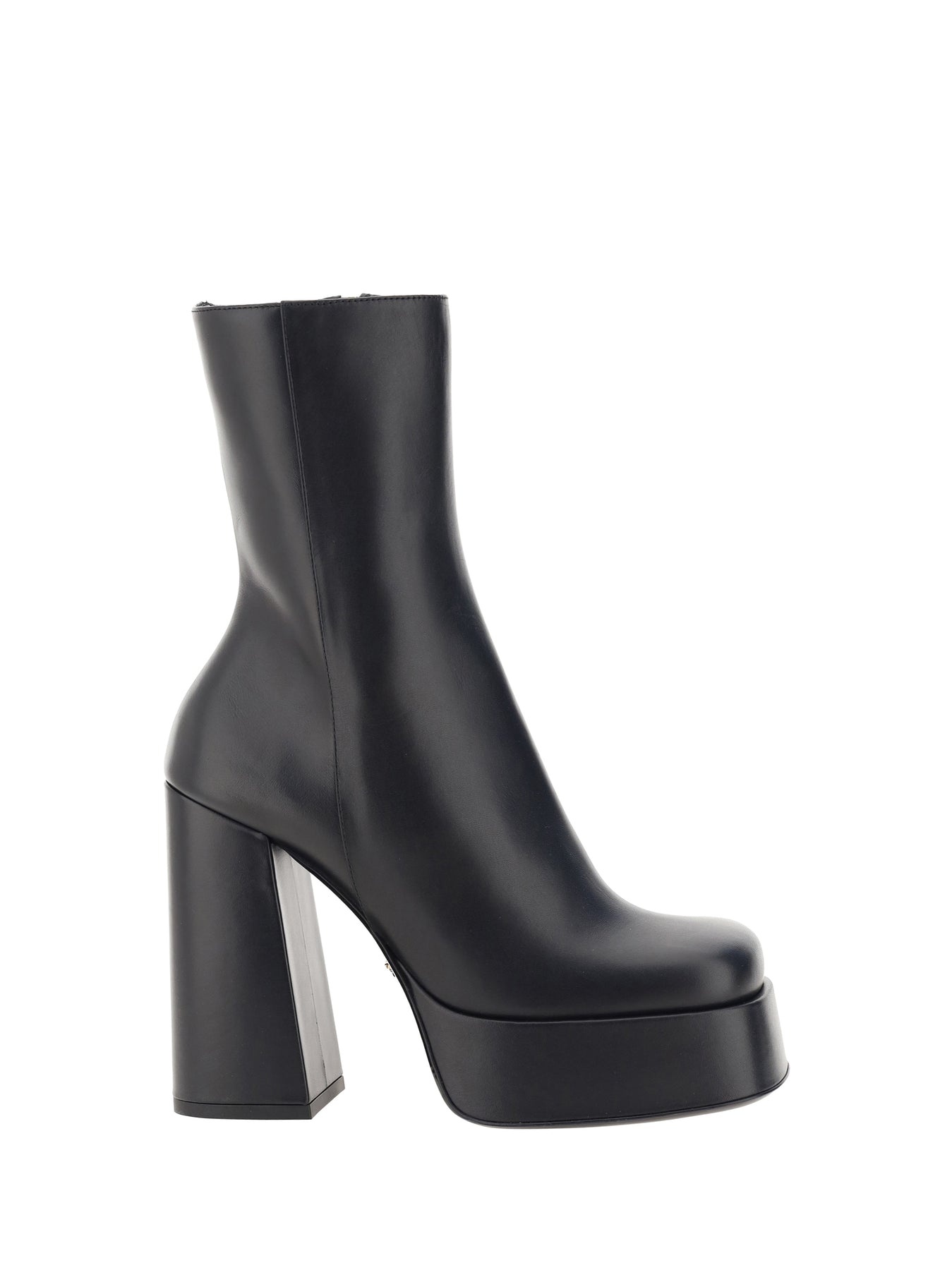 Leather ankle boots with plateau - 1