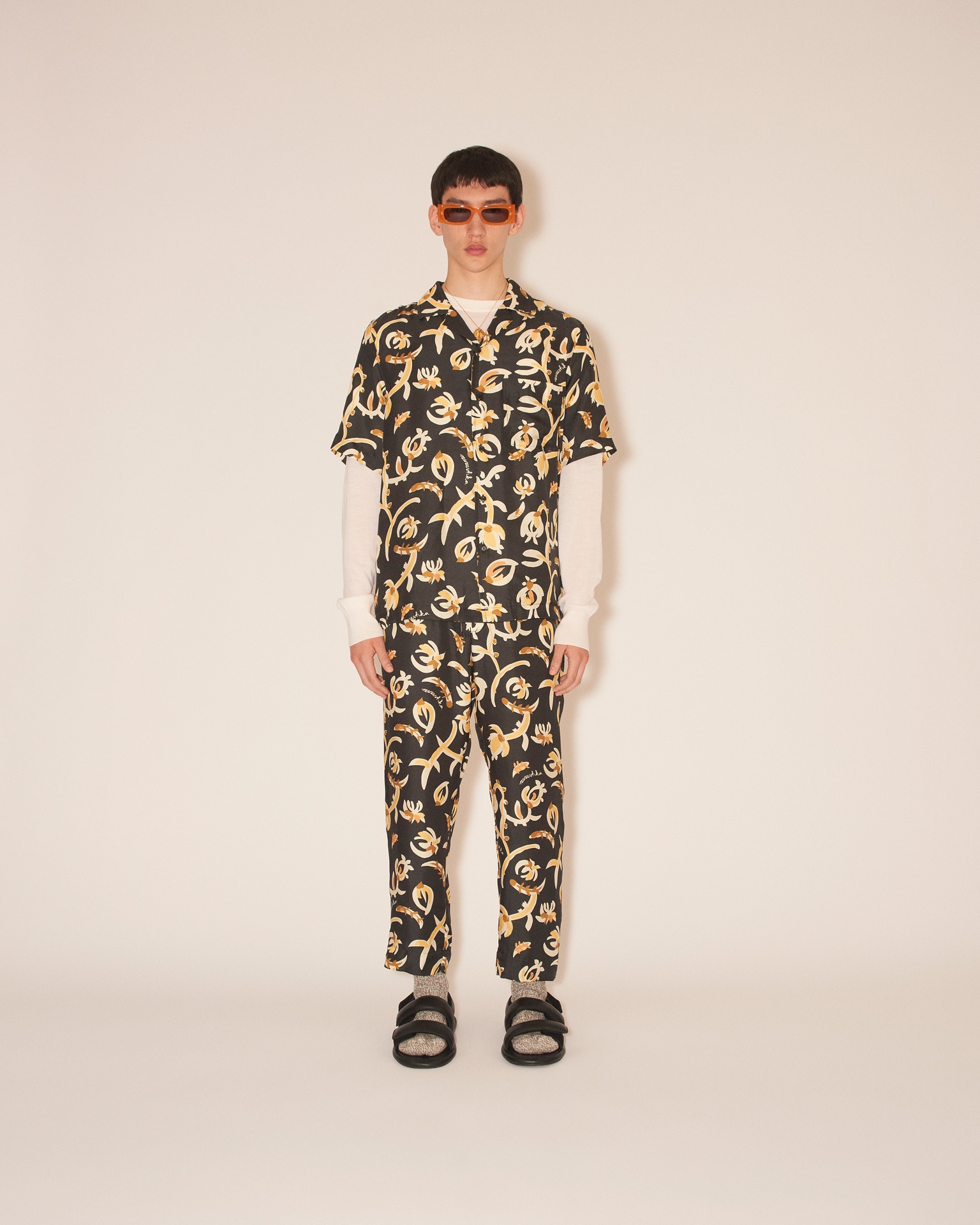 BODIL - Short sleeve shirt - Floral black - 3