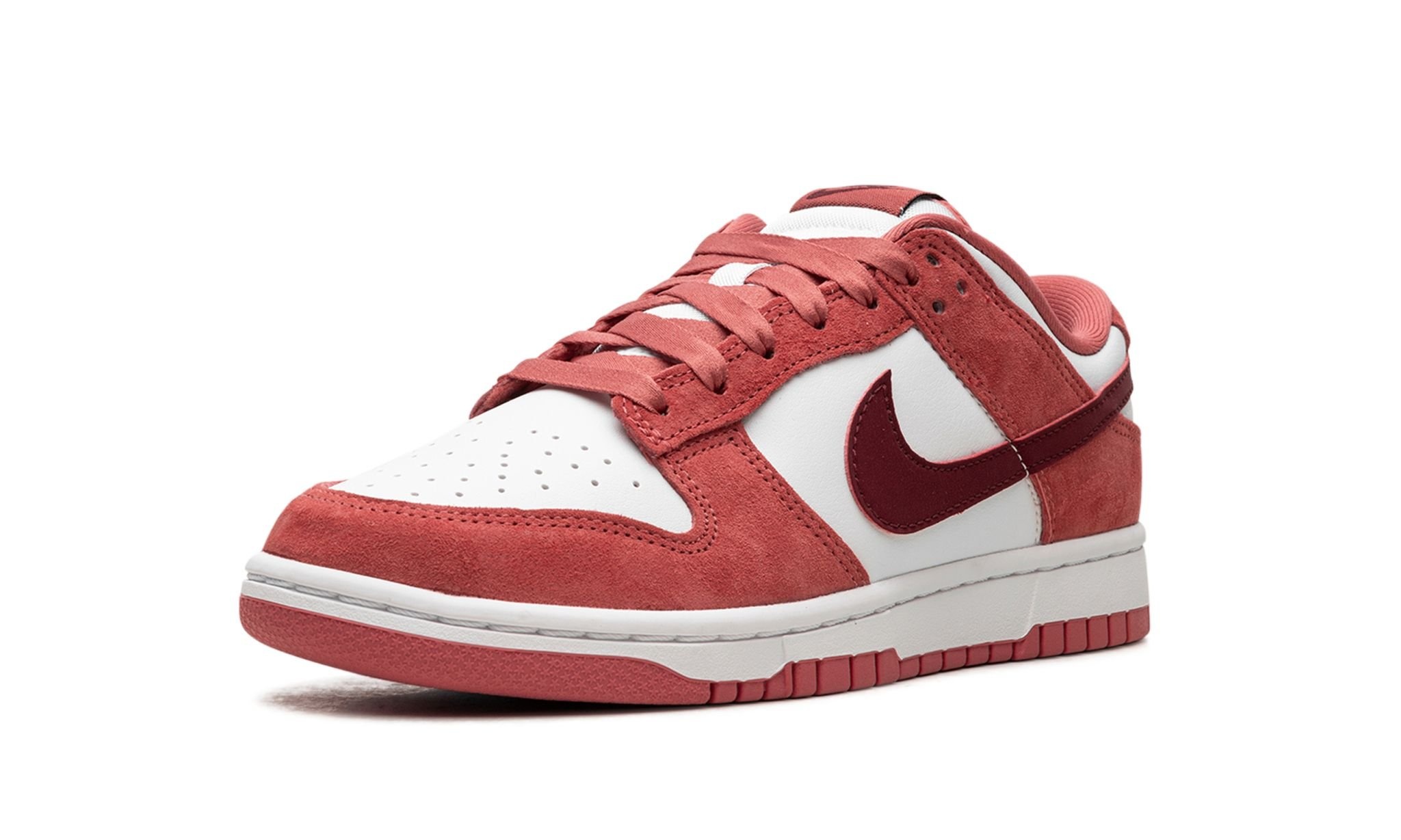 Dunk Low WMNS "Valentine's Day" - 4