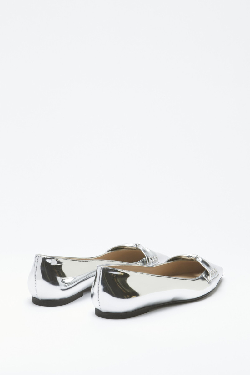 N°21 BOW-EMBELLISHED BALLET PUMPS outlook