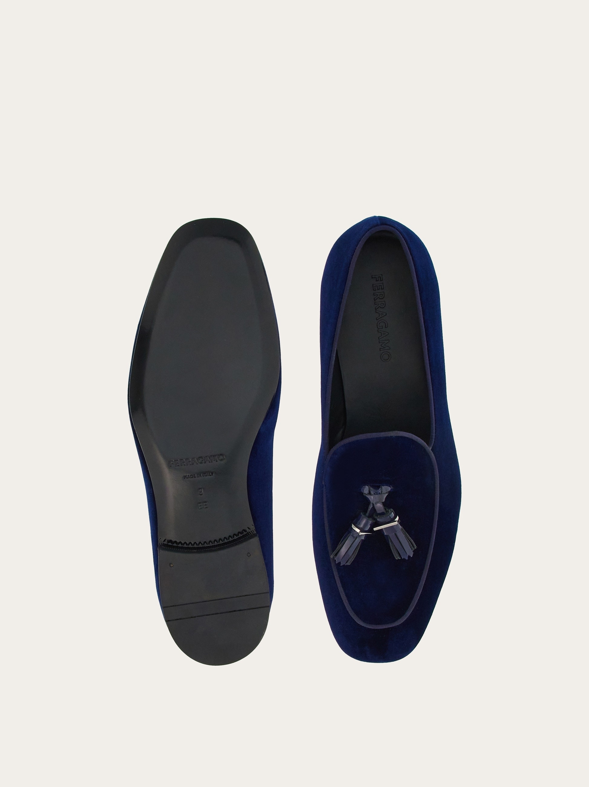 Loafer with tassels - 5