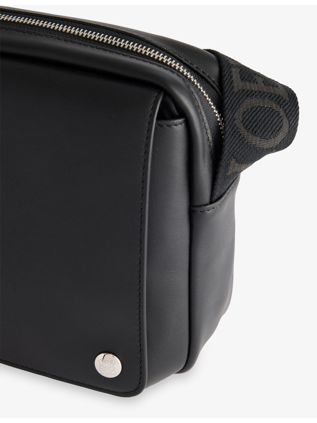 Pebble Messenger Medium Leather Cross Body Bag - 4