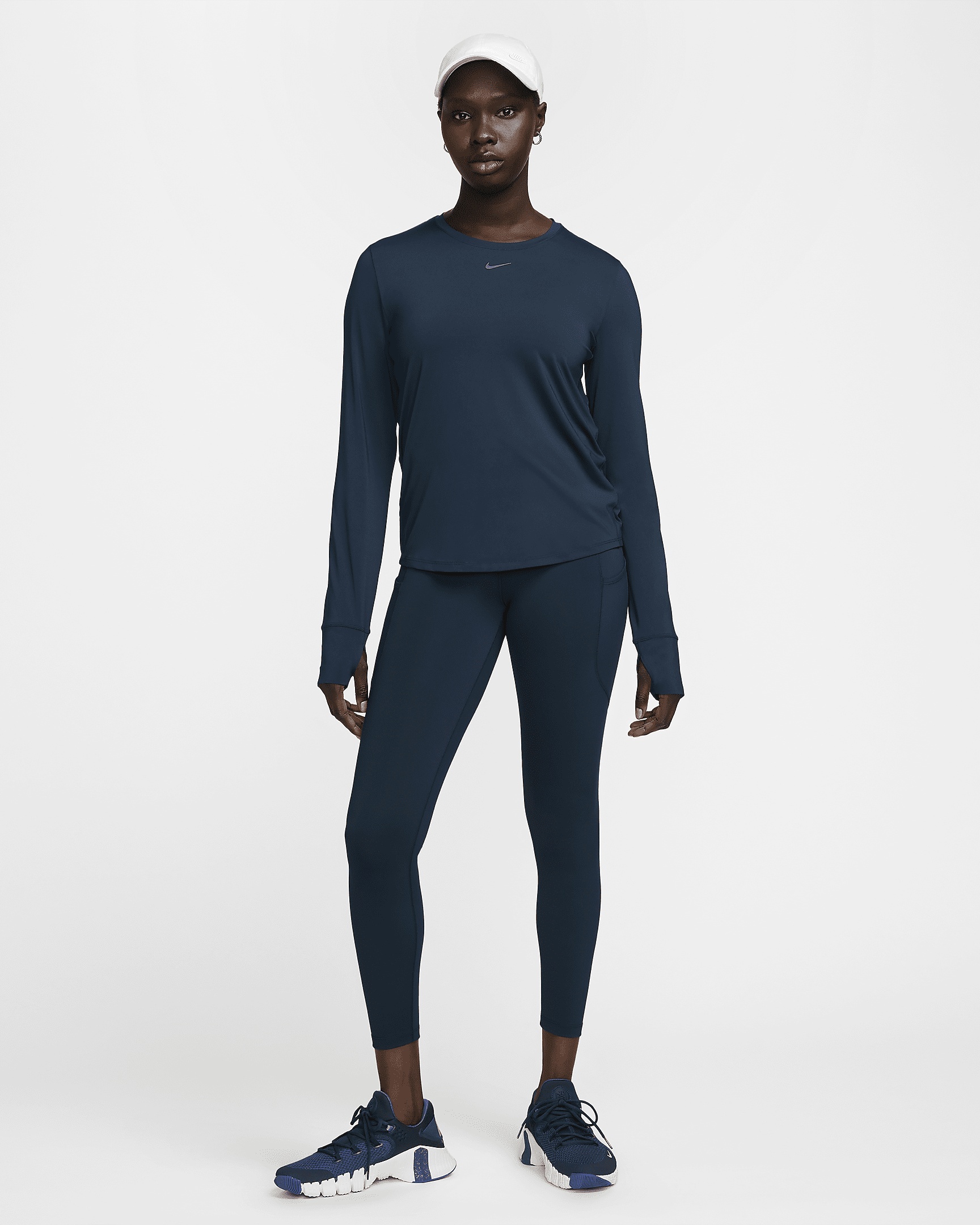 Nike One Classic Women's Dri-FIT Long-Sleeve Top - 5