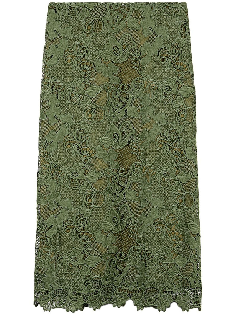 Chantilly-lace skirt 1