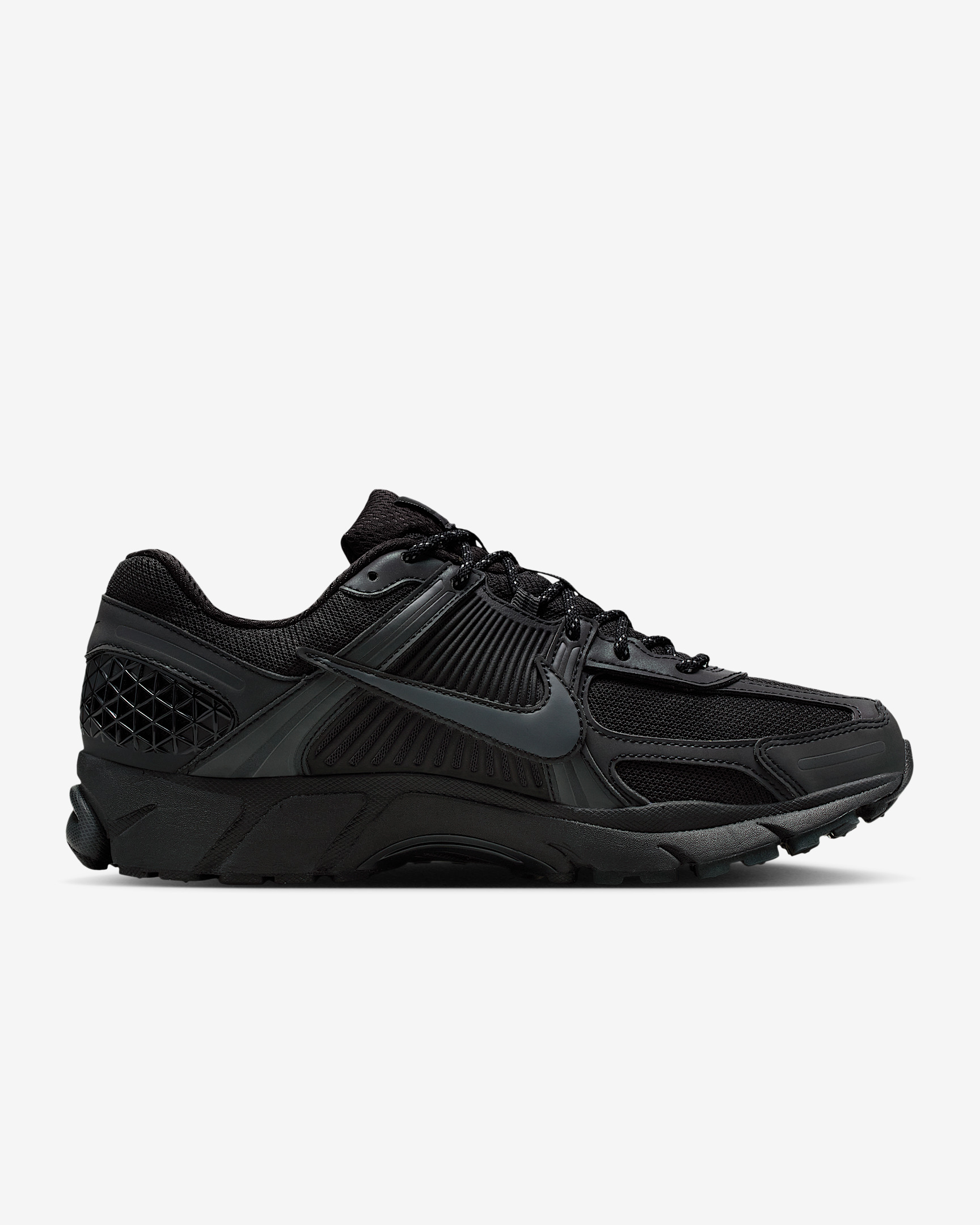 Nike Zoom Vomero 5 SE Men's Shoes with Reflective Accents - 3