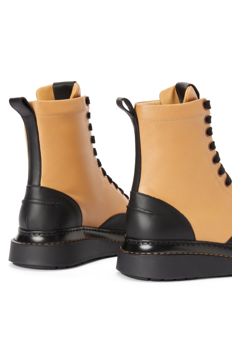 Combat boot in calfskin 4