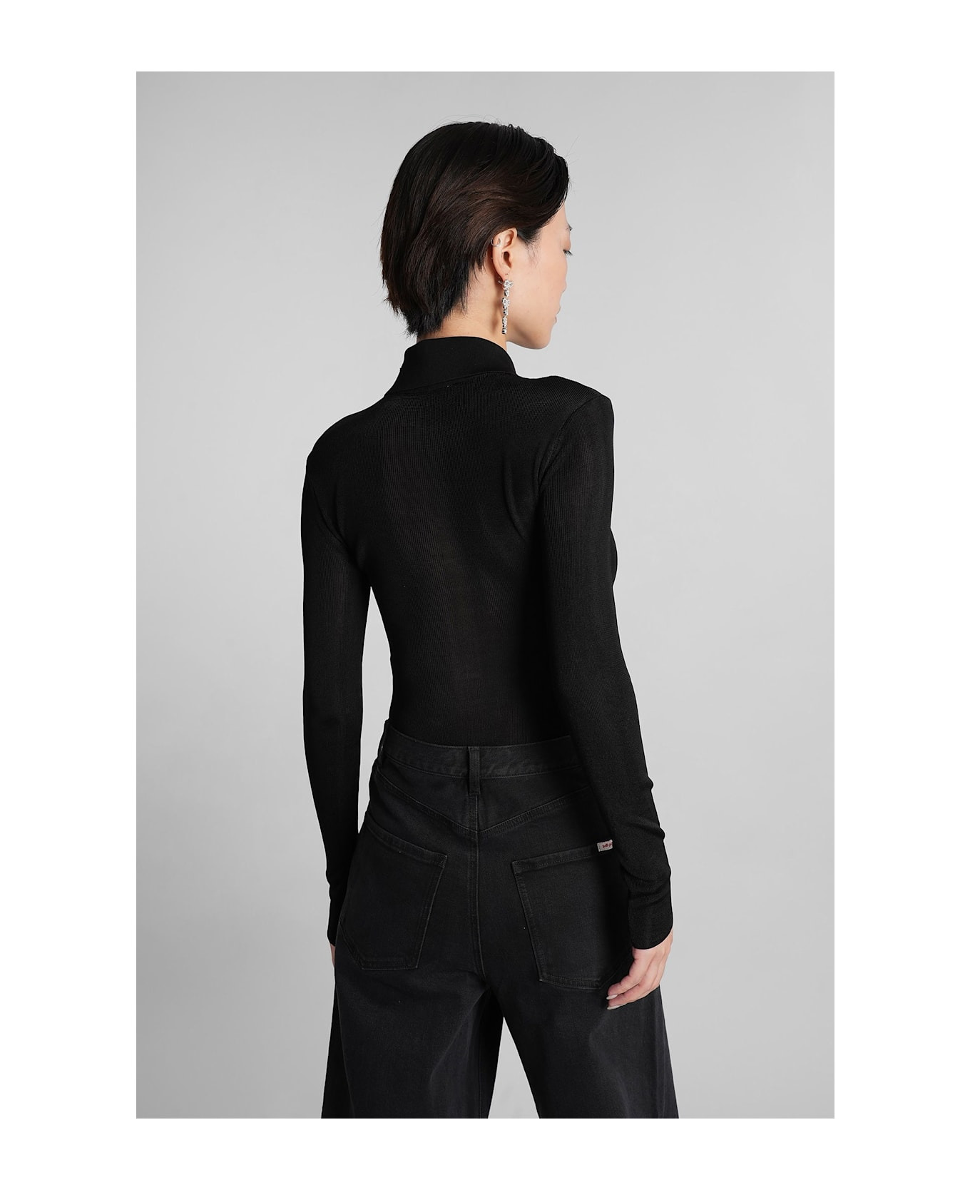 Body In Black Viscose - 3