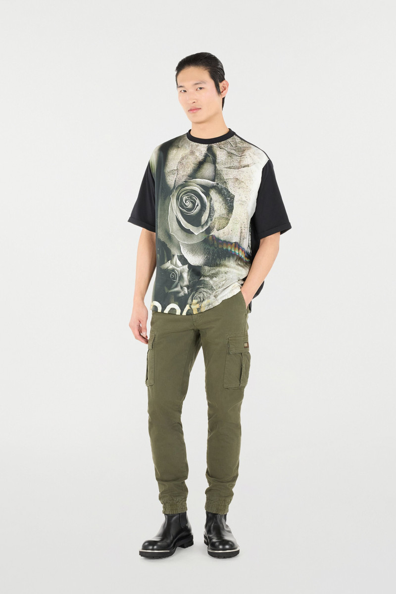 Roberto Cavalli T-Shirt With Rose Print outlook
