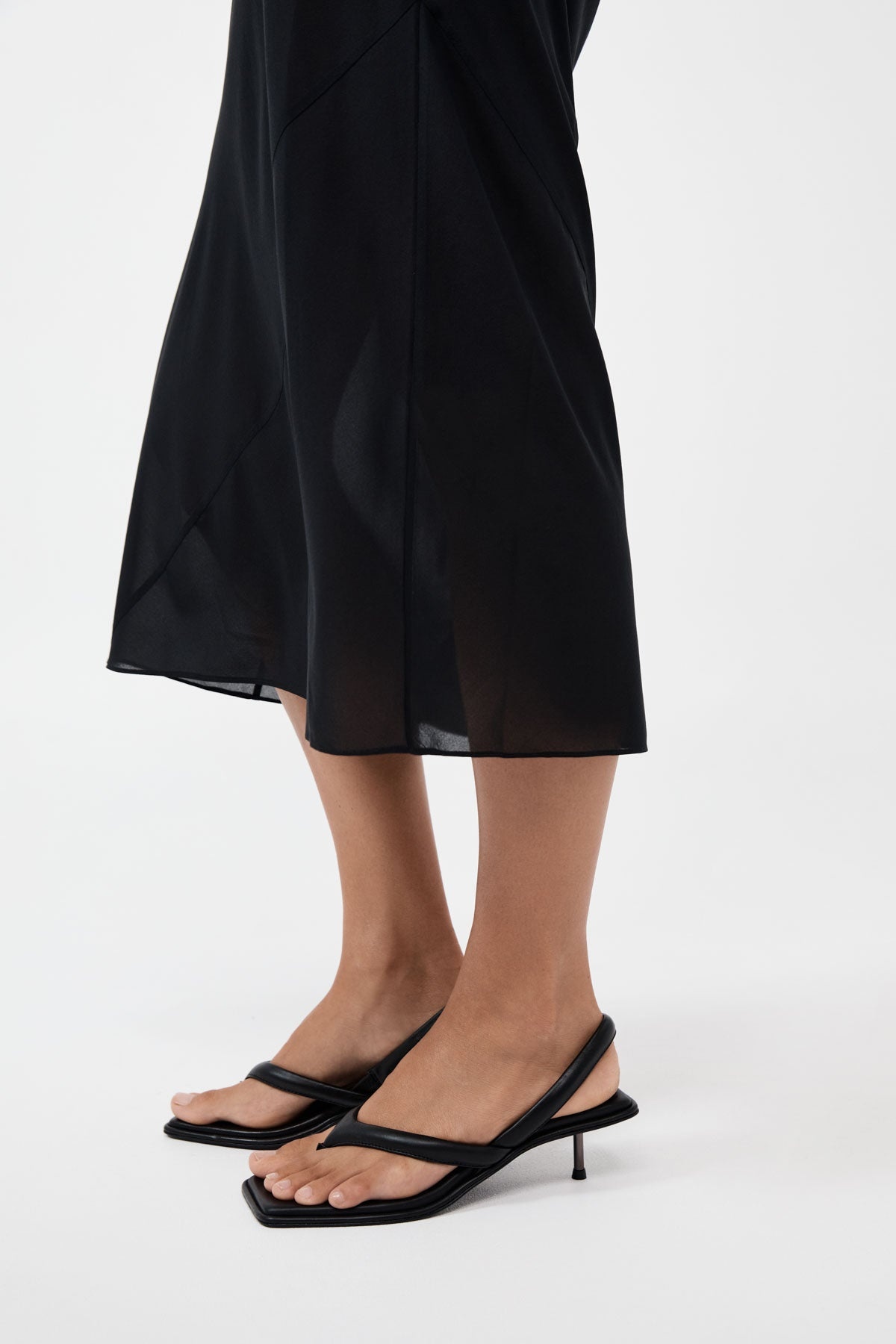 Sling Back Thong Heel - Black - 2