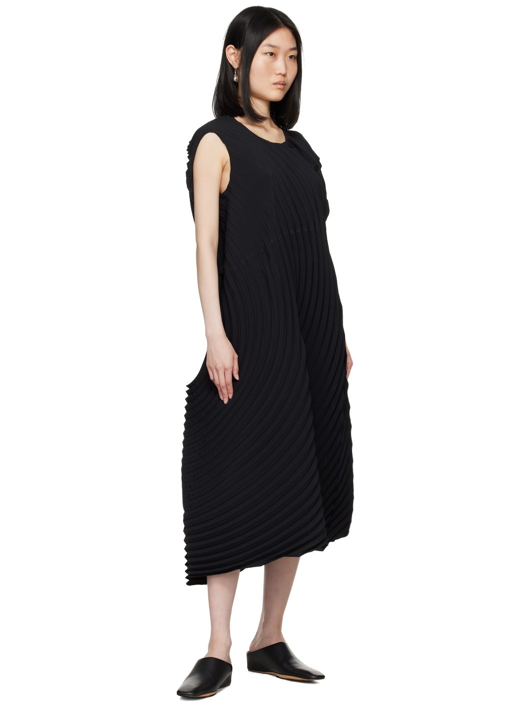 Black Resonant Pleats Maxi Dress - 4