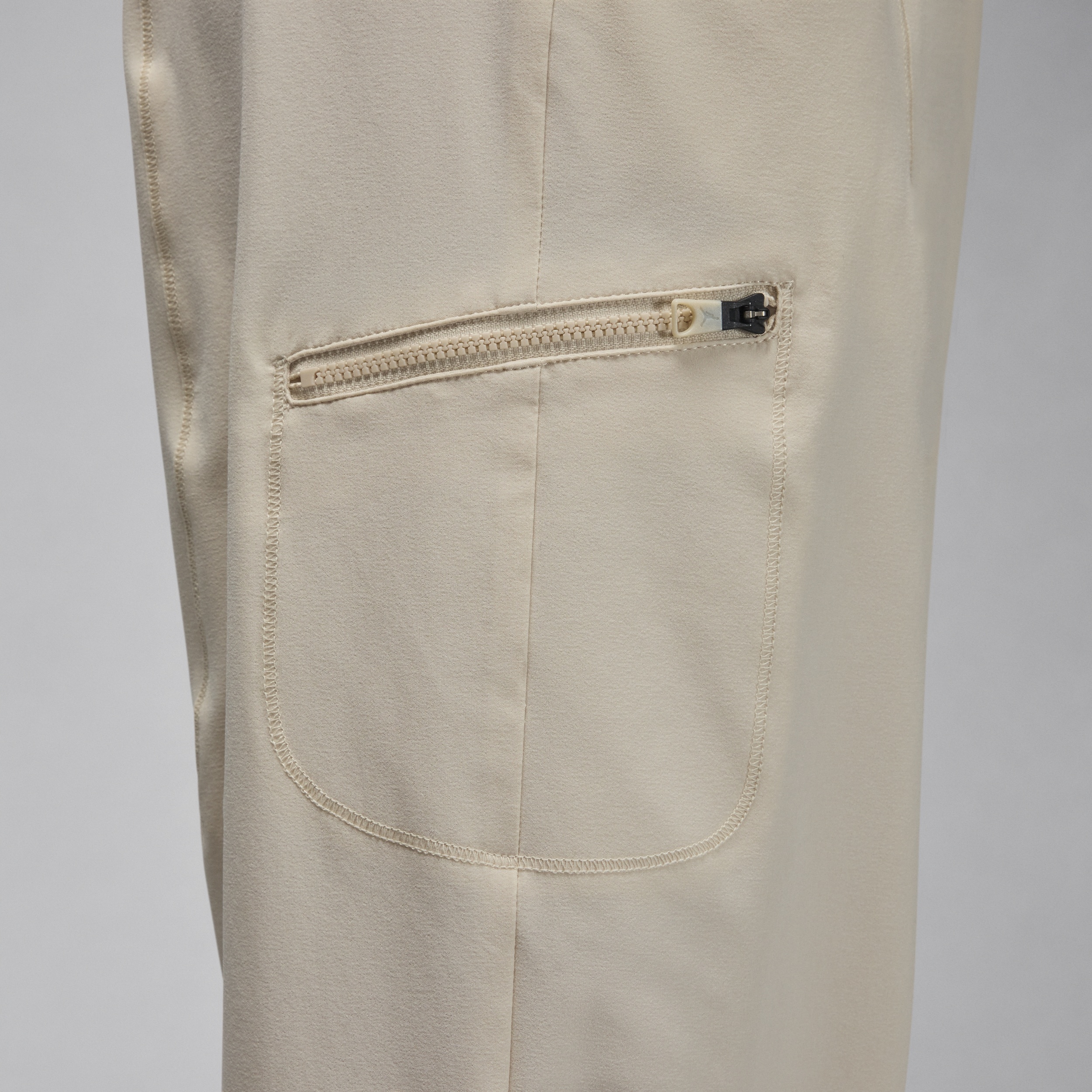 Jordan Sport Women's Tunnel Pants - 5
