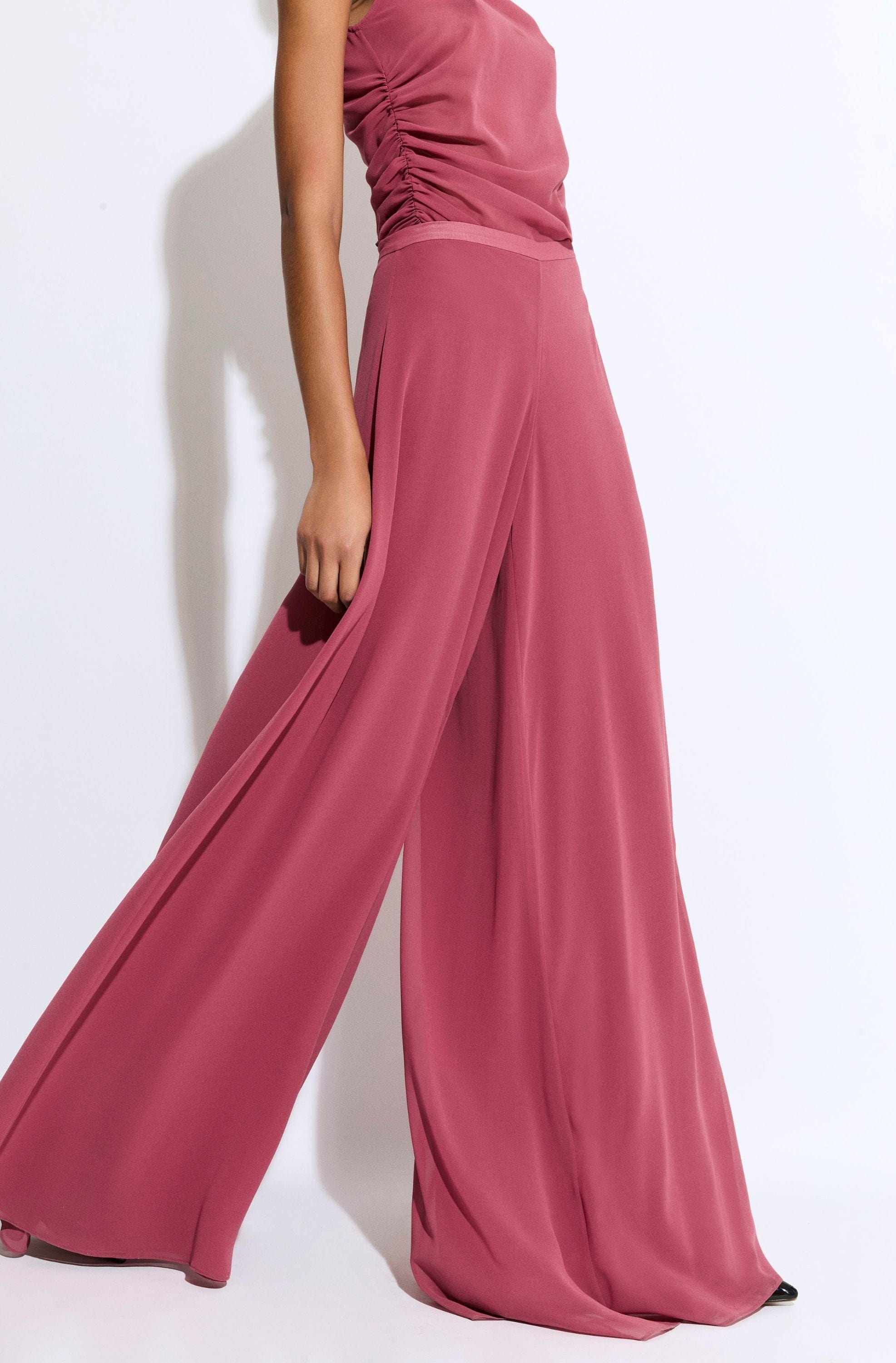 Lightweight Georgette Wide Leg Pant With Pockets - 4