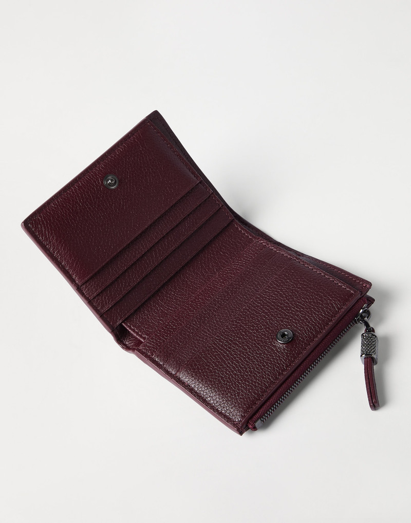 Grained leather small wallet with shiny zipper pull 4
