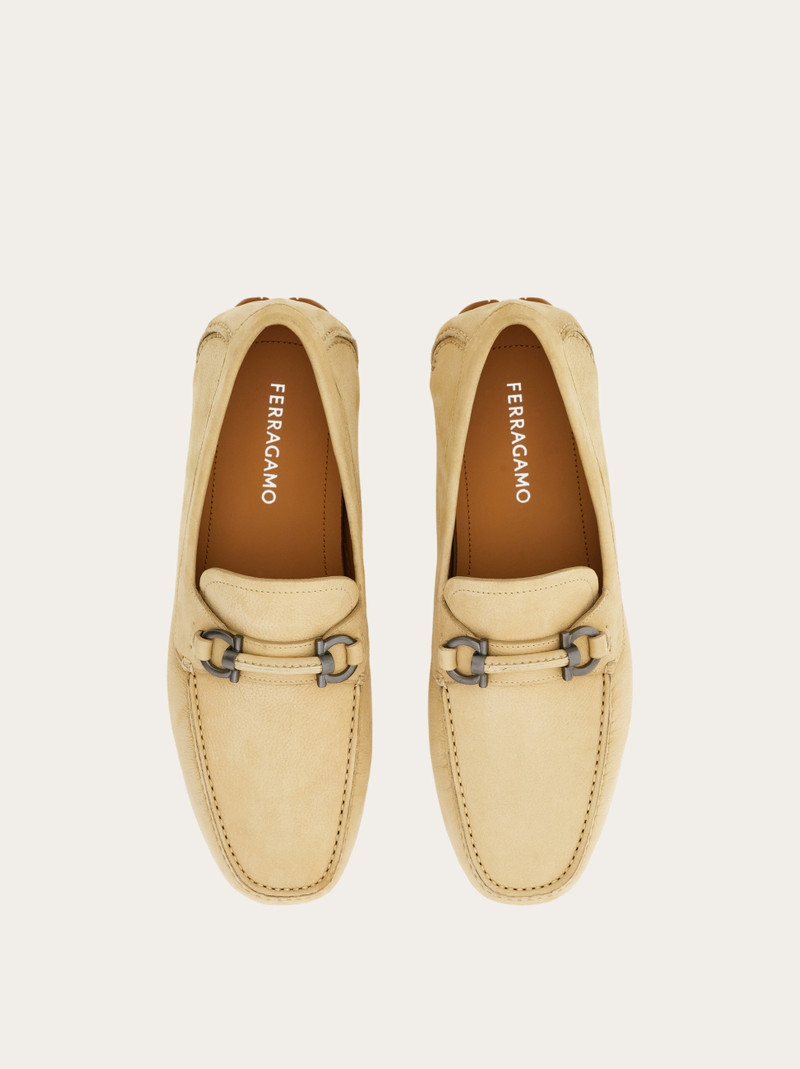 FERRAGAMO Gancini ornament driver outlook