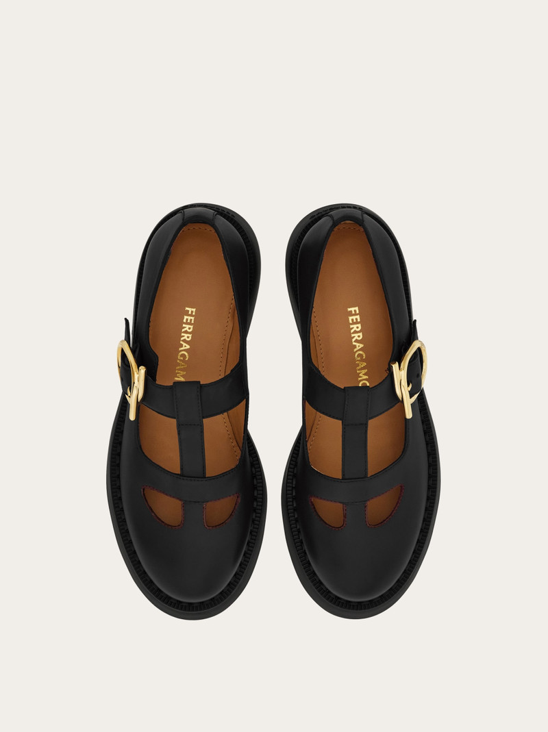FERRAGAMO Mary Jane loafer outlook