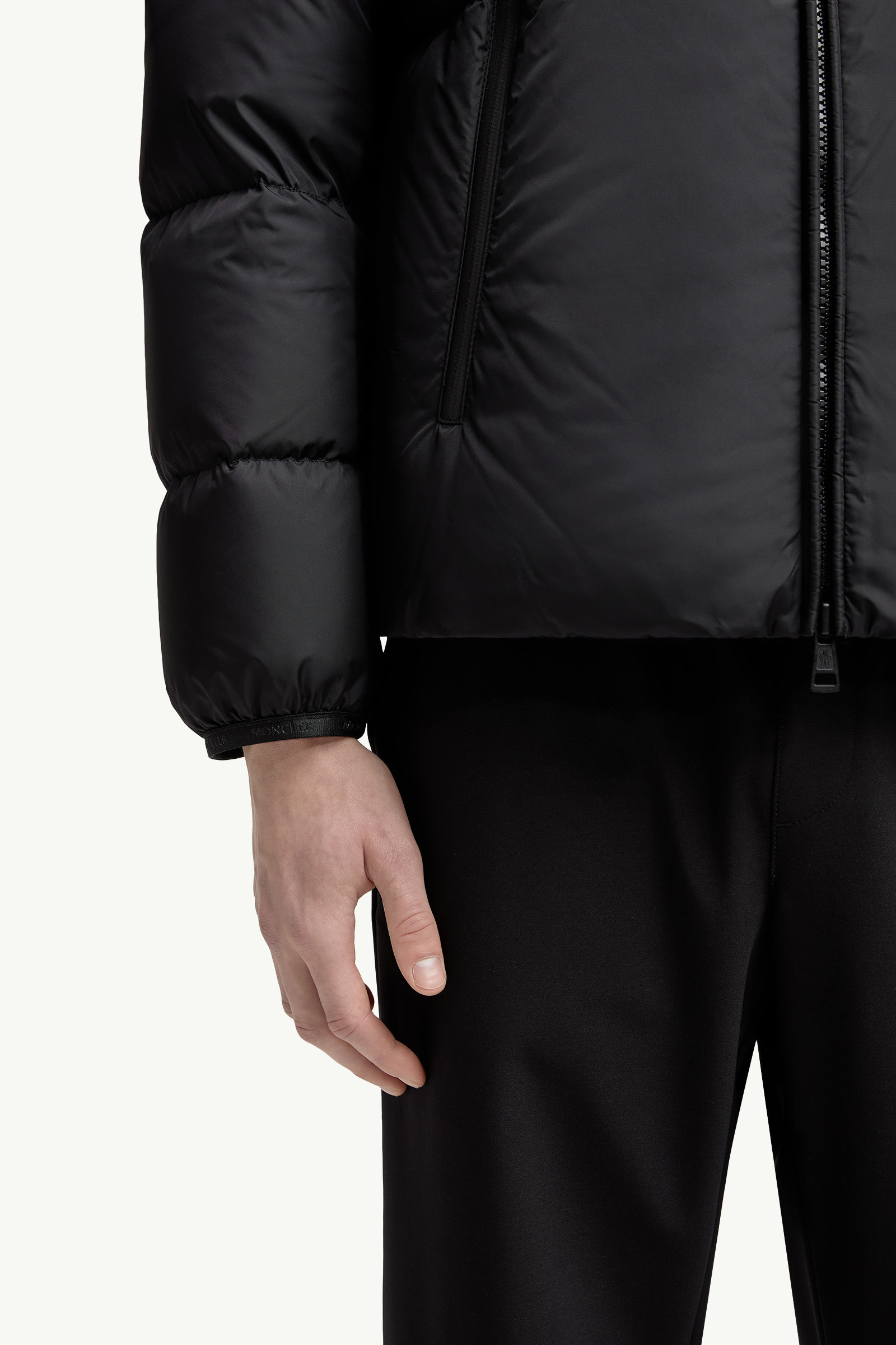 Montcla Hooded Short Down Jacket - 7