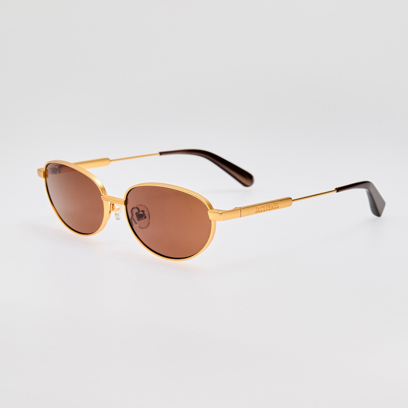 JACQUEMUS Alba Sunglasses in Matt Gold outlook