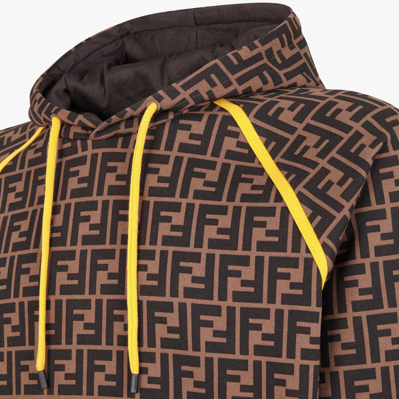 Sweatshirt 3