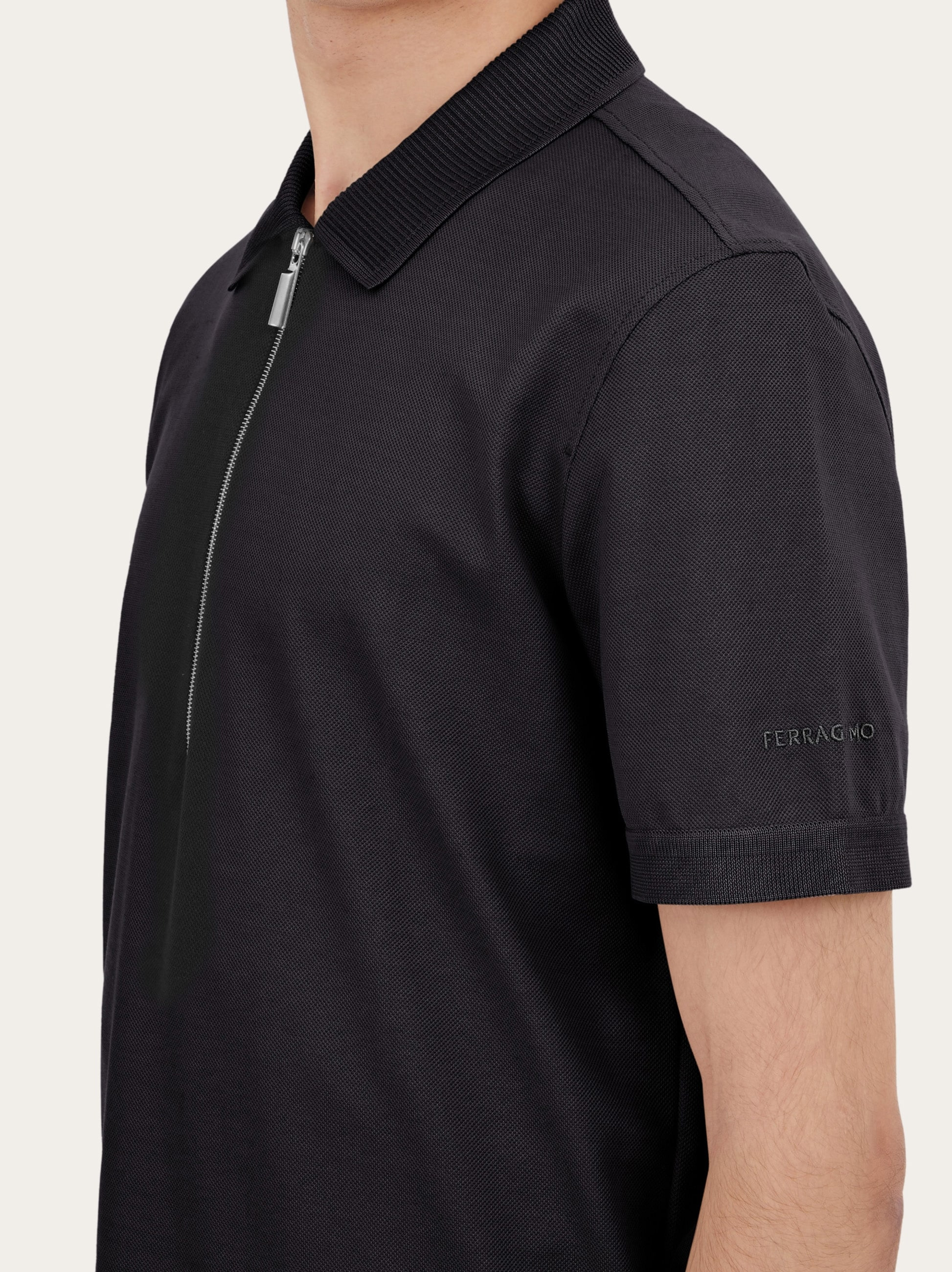 Polo with zip collar - 4