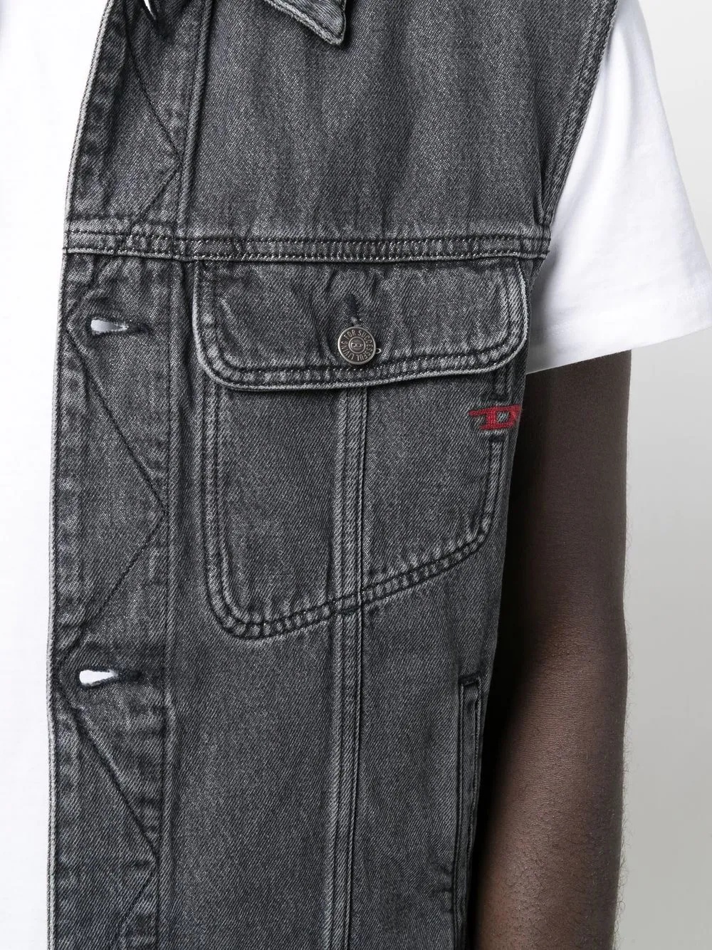 logo-embroidered sleeveless denim jacket - 5