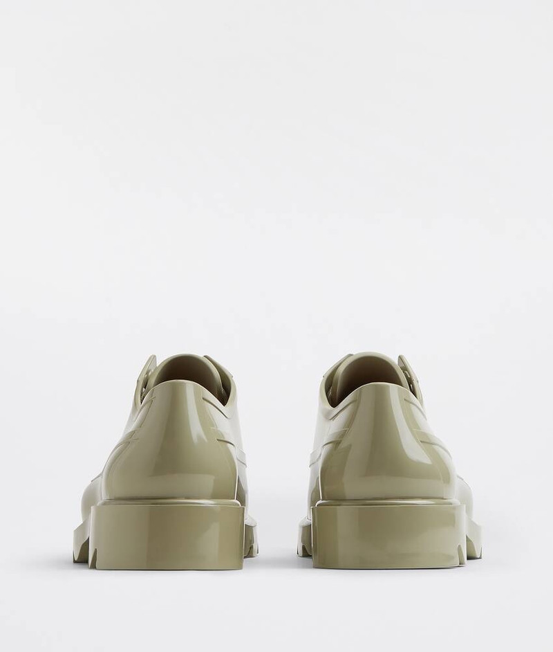 Bottega Veneta stride outlook
