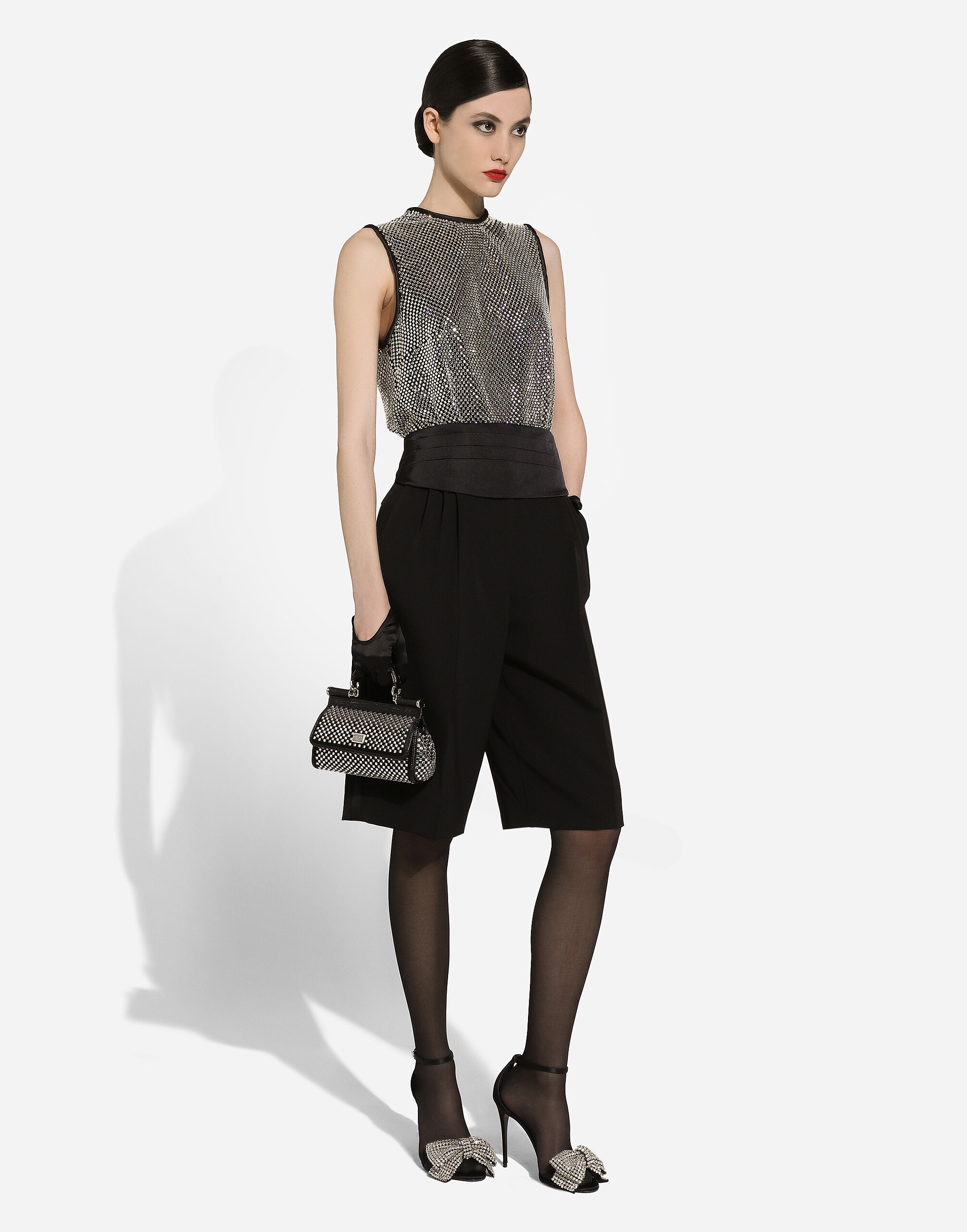 パンツ DOLCE & GABBANA WOOL GABARDINE TUXEDO BERMUDA SHORTS Dolce & Gabbana Wool gabardine tuxedo Bermuda shorts