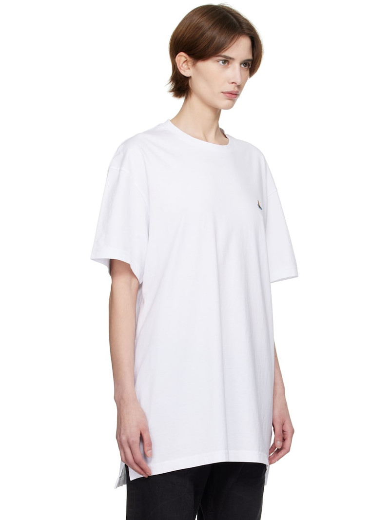 White Oversized T-Shirt 2