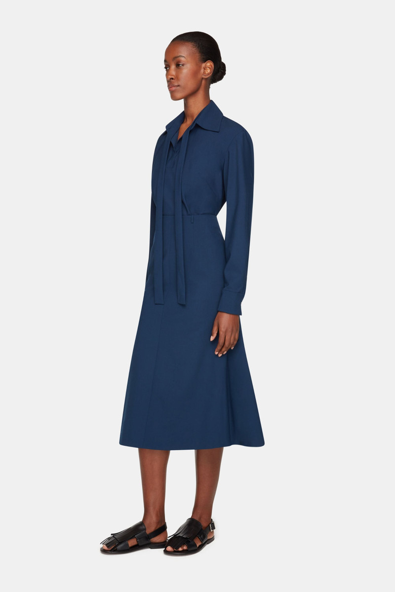 Queenie Skirt In Navy Summer Wool 3