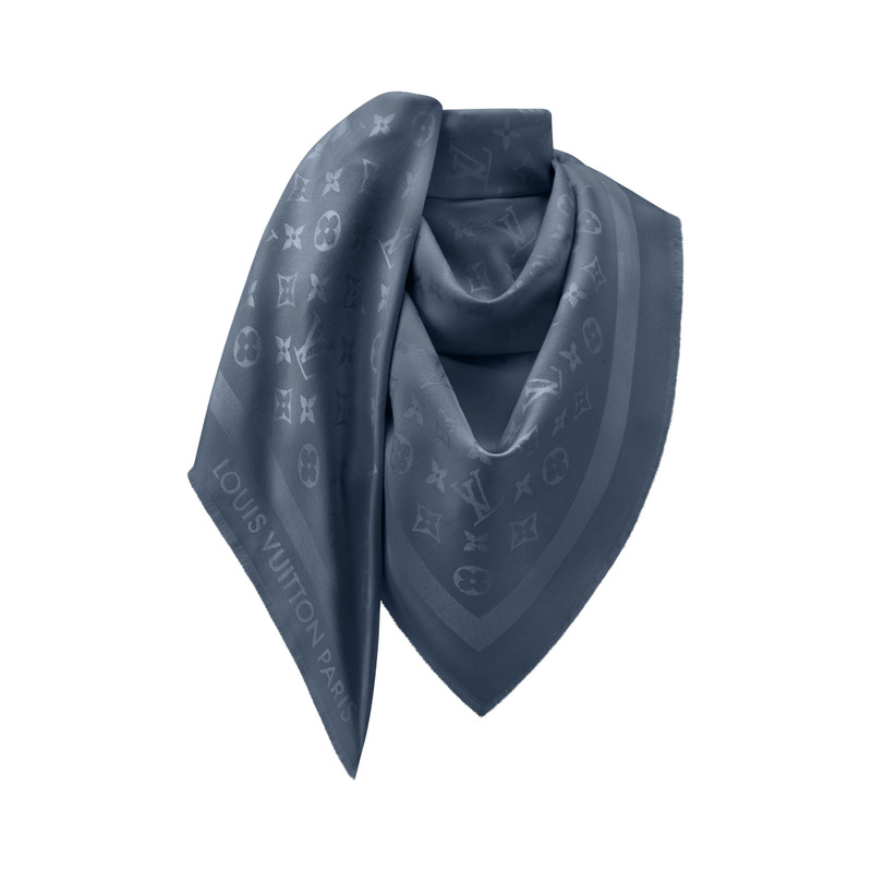 Louis Vuitton Monogram Classic Shawl outlook
