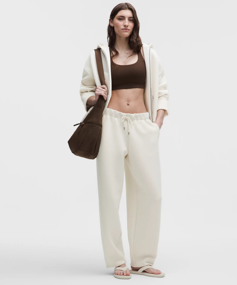 Sleek Spacer Barrel Leg Pant 1