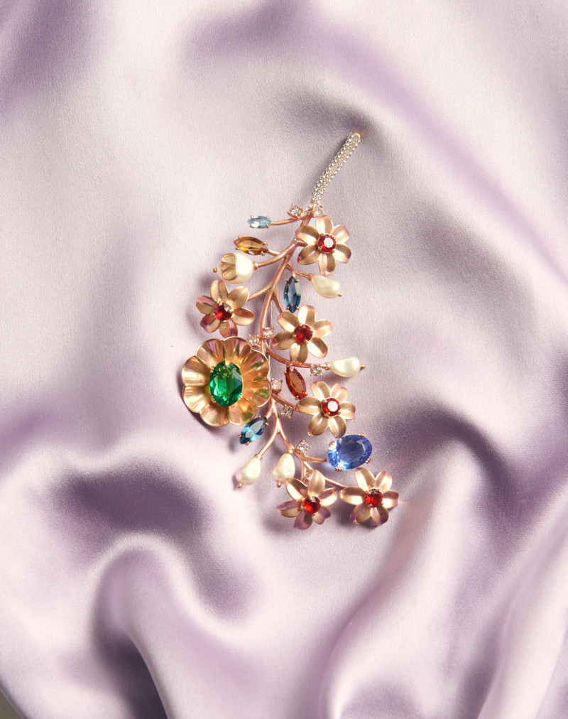 VALENTINO GARAVANI PAPIER FLORAL BROOCH IN METAL, BEADS AND SWAROVSKI® CRYSTALS 7