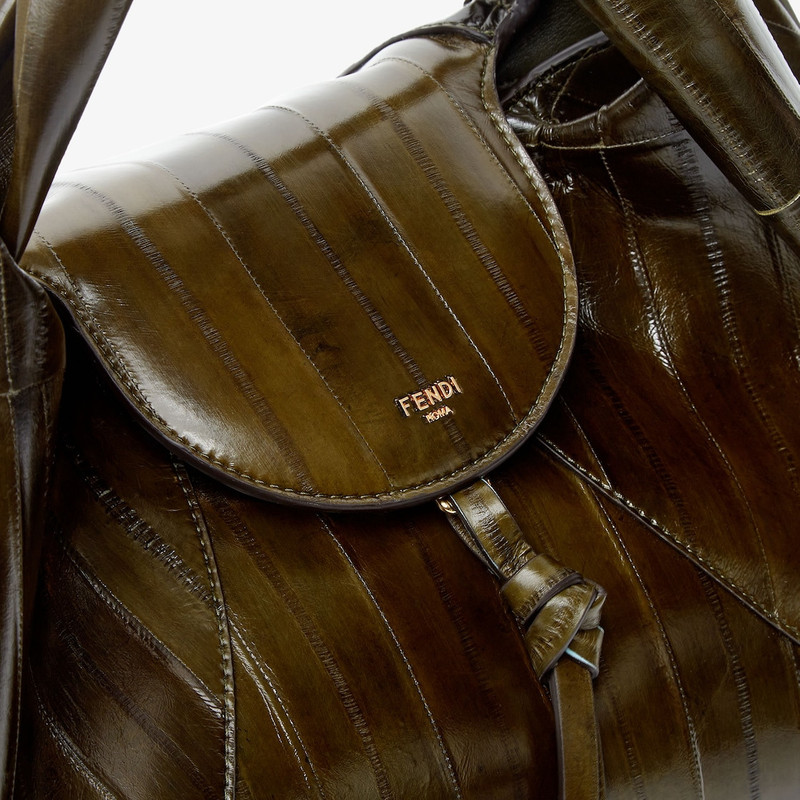 FENDI Fendi Spy outlook