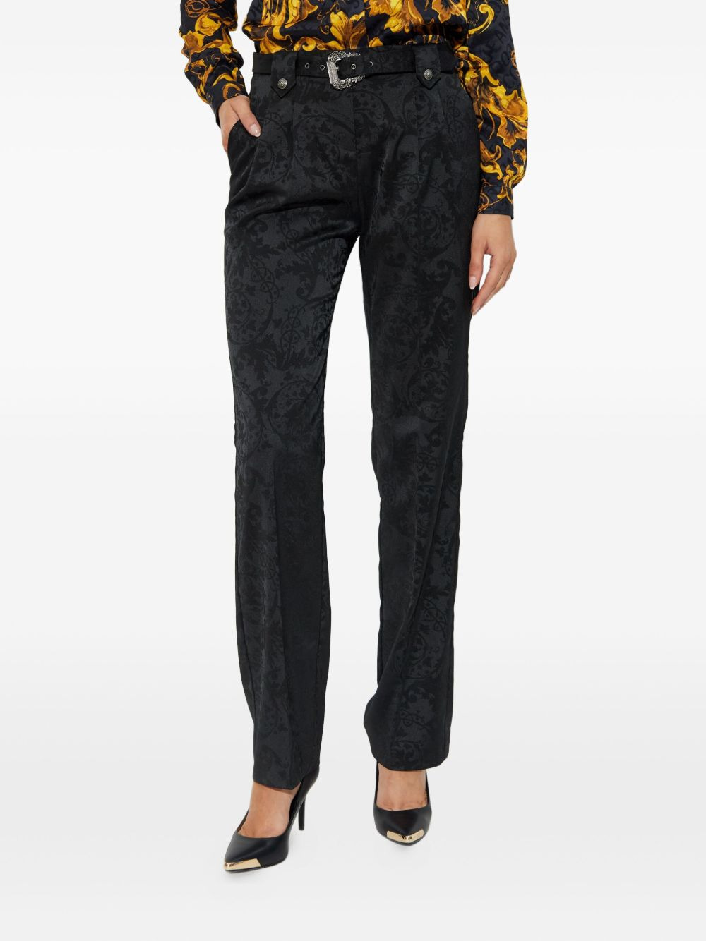 damask-pattern belted trousers - 3