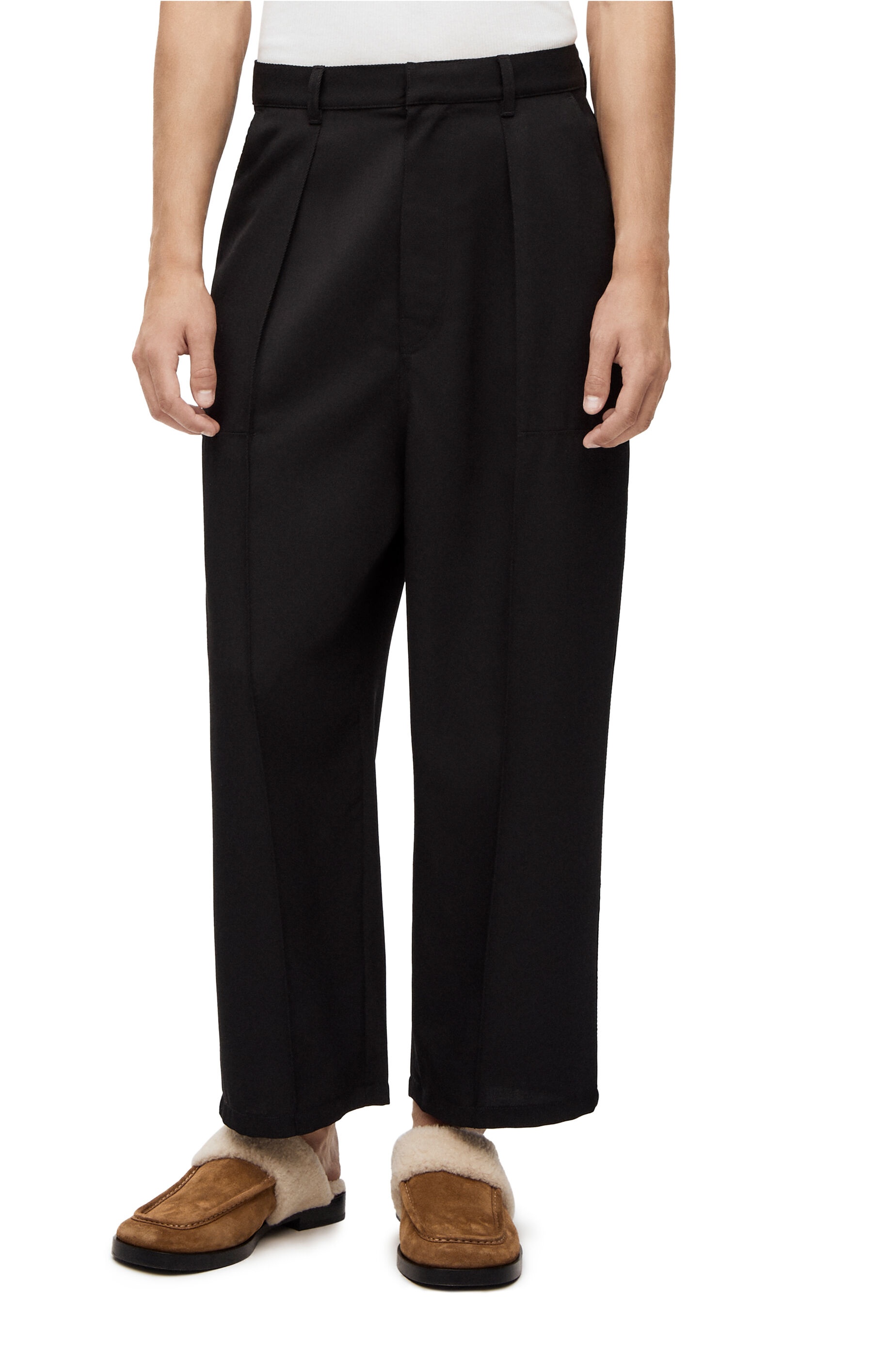 Low crotch trousers in wool - 3