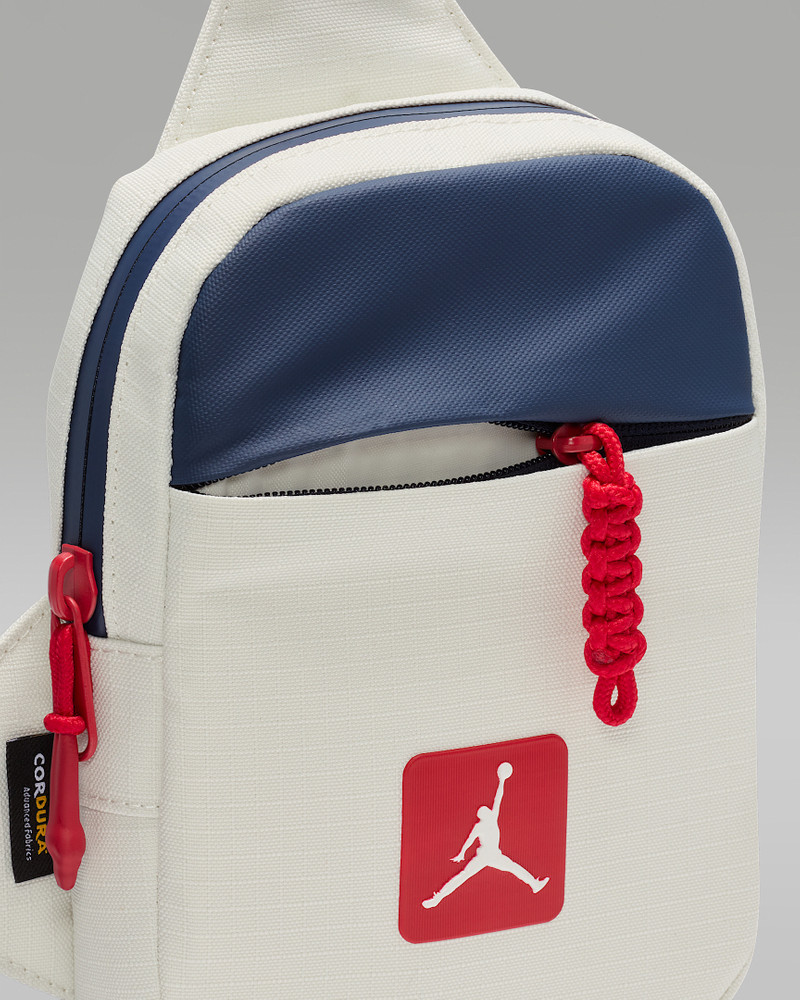 Jordan Hip Bag (1L) 5
