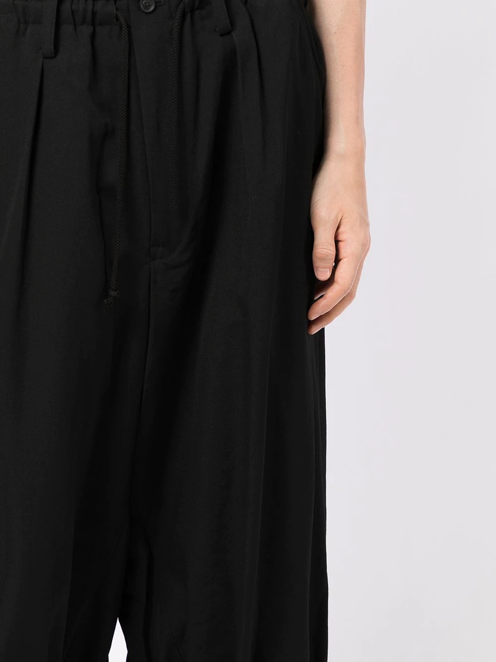 Gabardine cropped Crow pants - 5