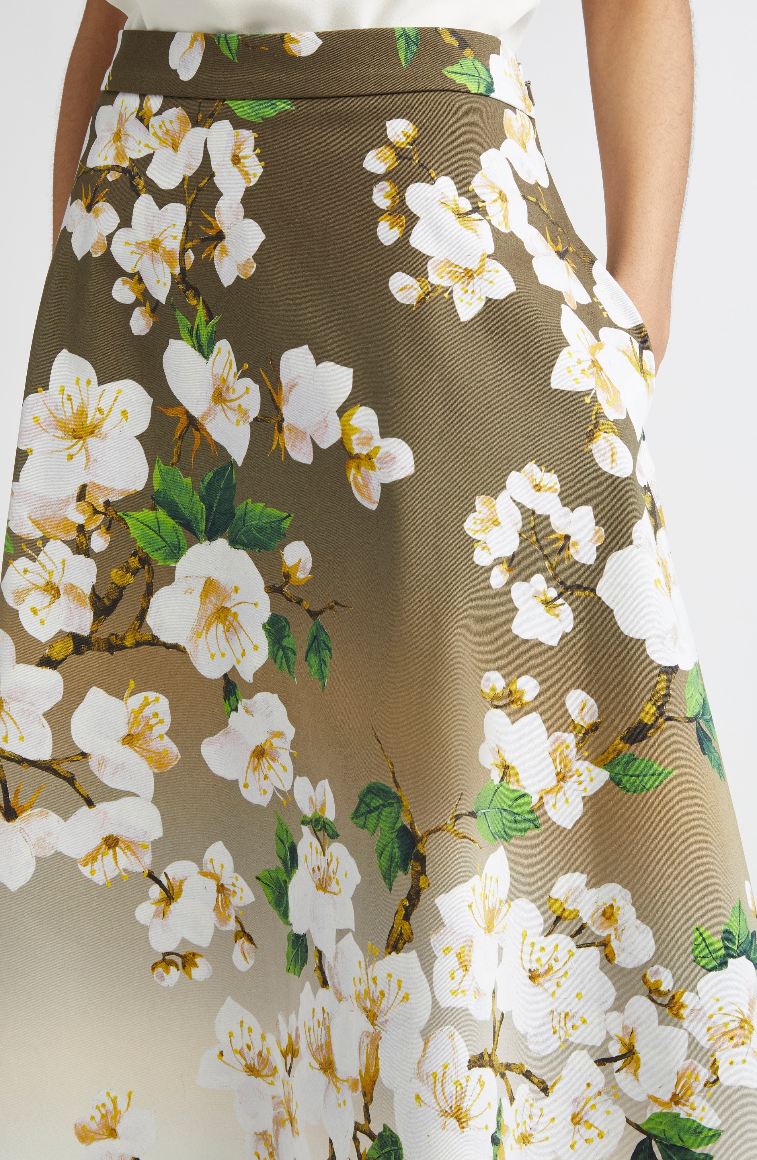 Oscar de la Renta Cherry Blossom Dégradé Poplin Midi Skirt in White Khaki Ombre at Nordstrom - 4