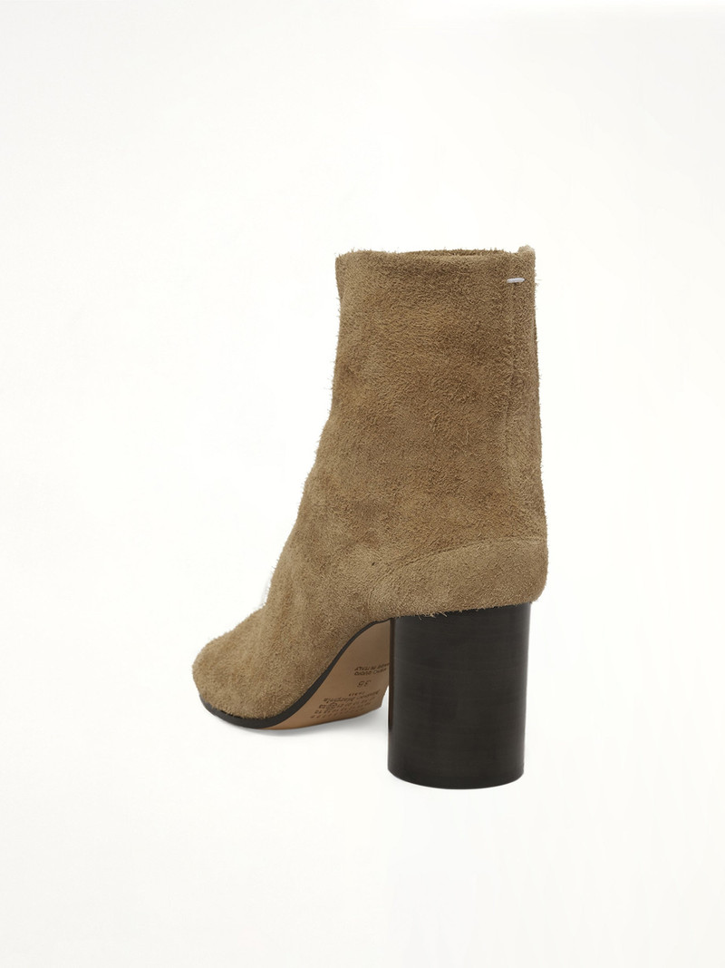 Maison Margiela Tabi Ankle Boots 8cm in Corn Brown outlook