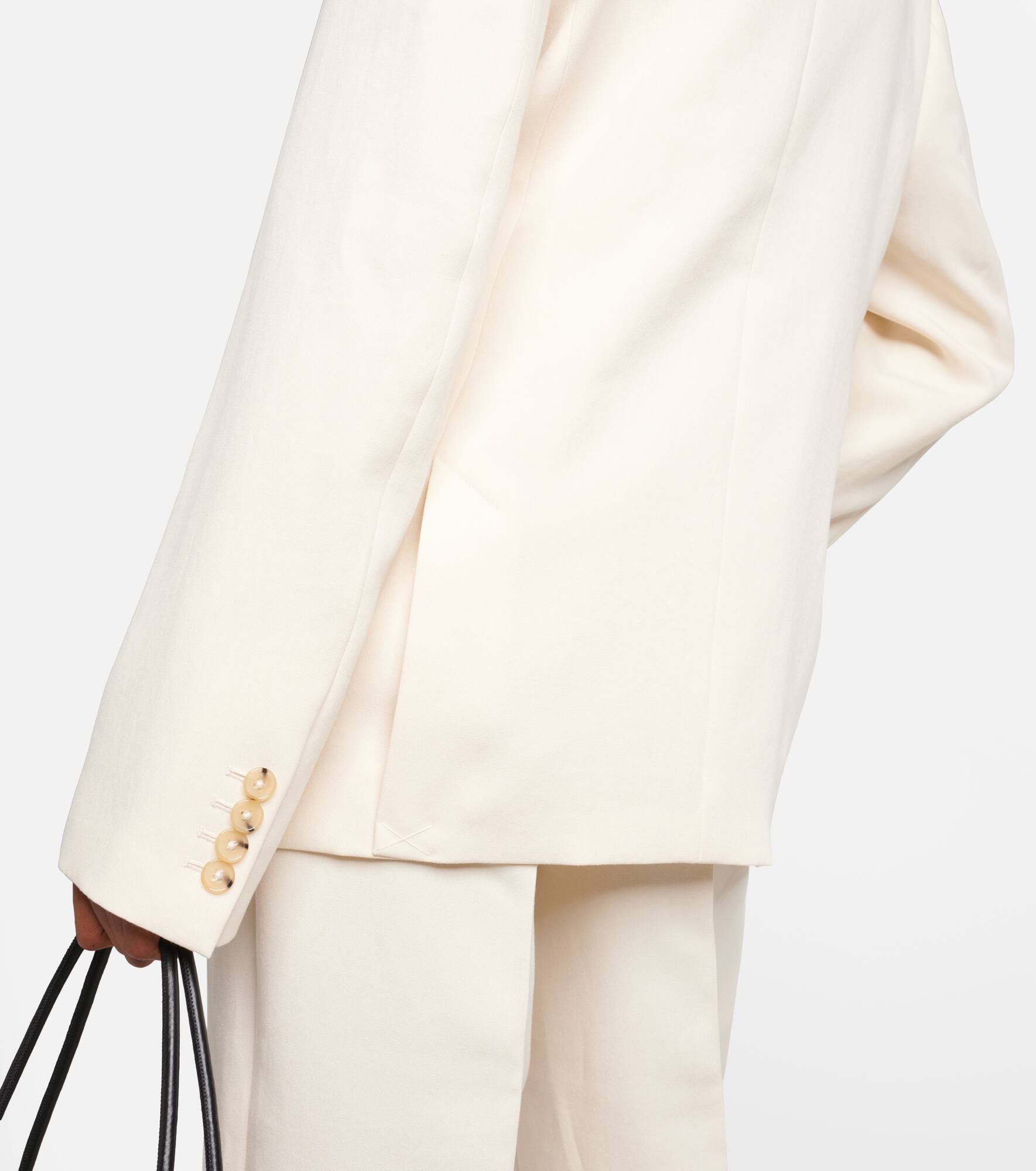 【TOTEME】シングルブレスト ブレザー ホワイト Totême Single-breasted blazer | mytheresa | REVERSIBLE