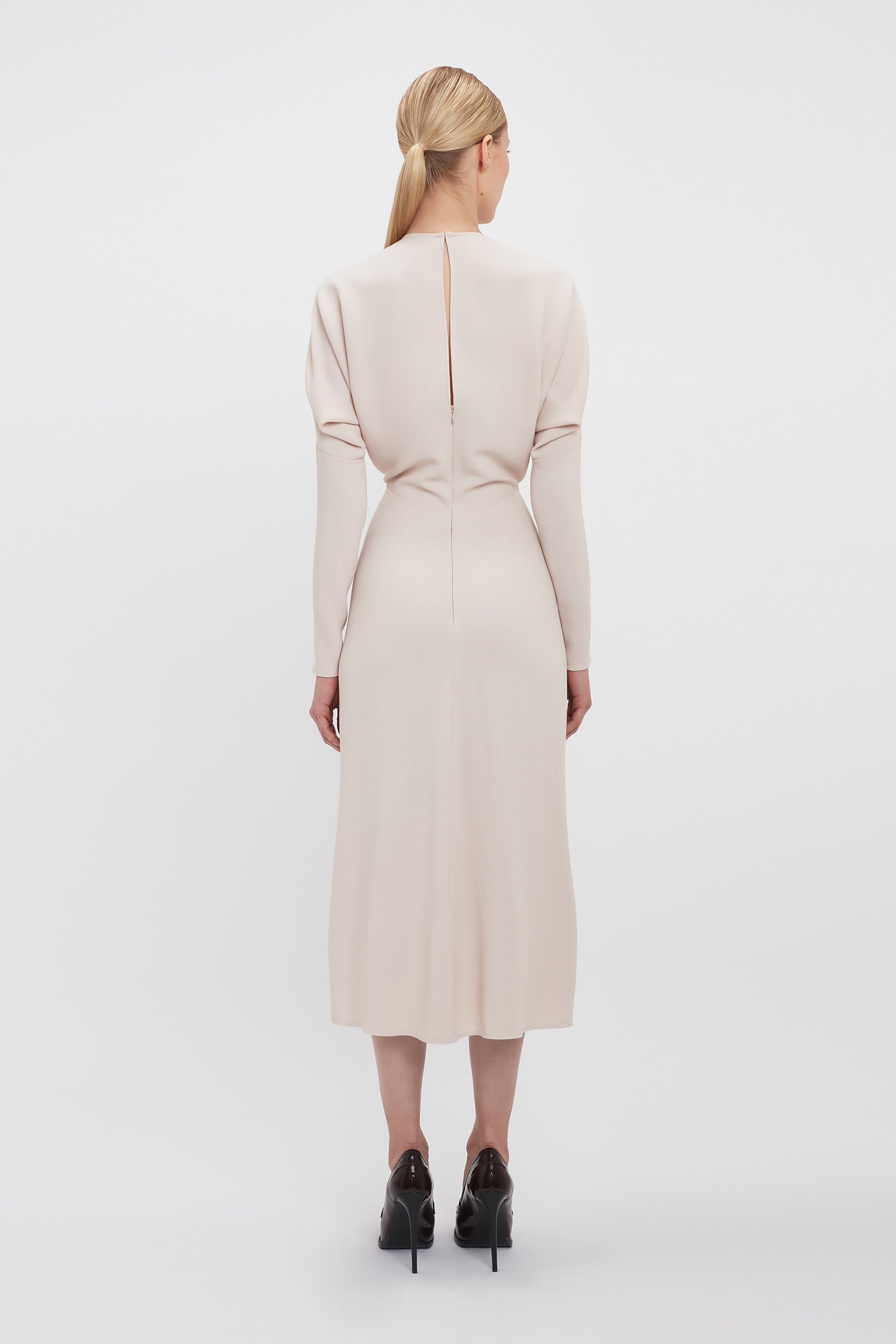 【関税込み】VICTORIA BECKHAM KEYHOLE DOLMAN MIDI' DRESS Victoria Beckham Exclusive Keyhole Dolman Midi Dress In