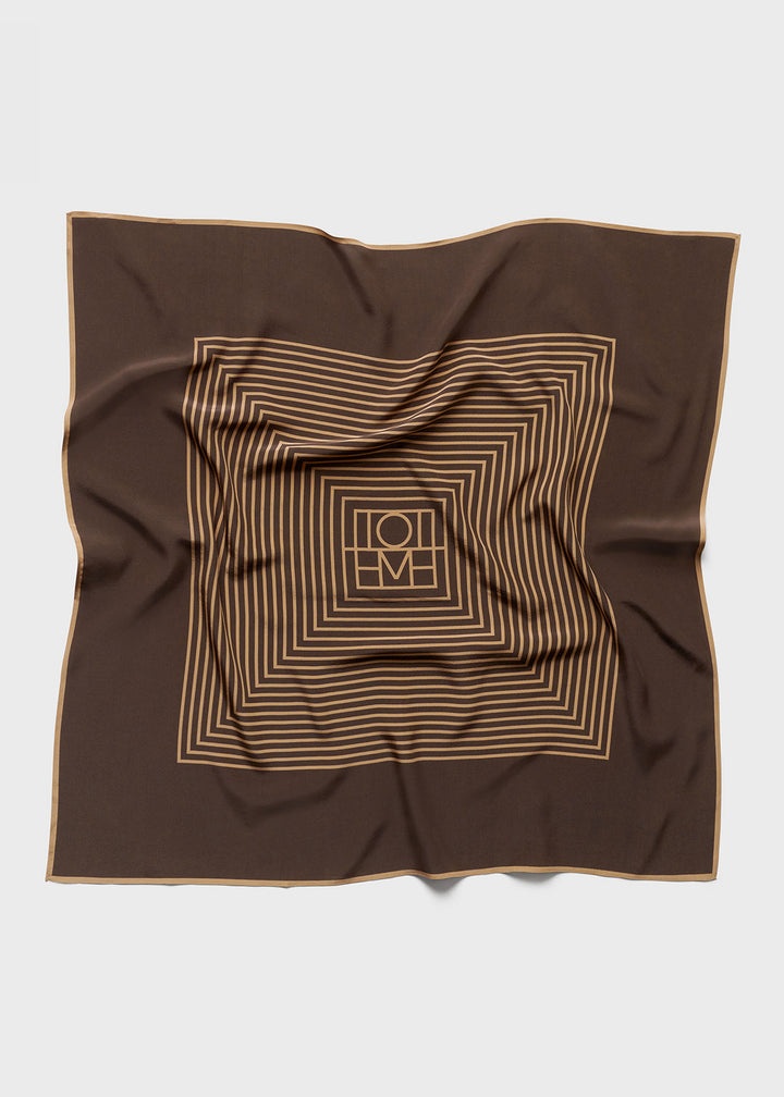 Totême Centered monogram silk scarf dark brown | REVERSIBLE