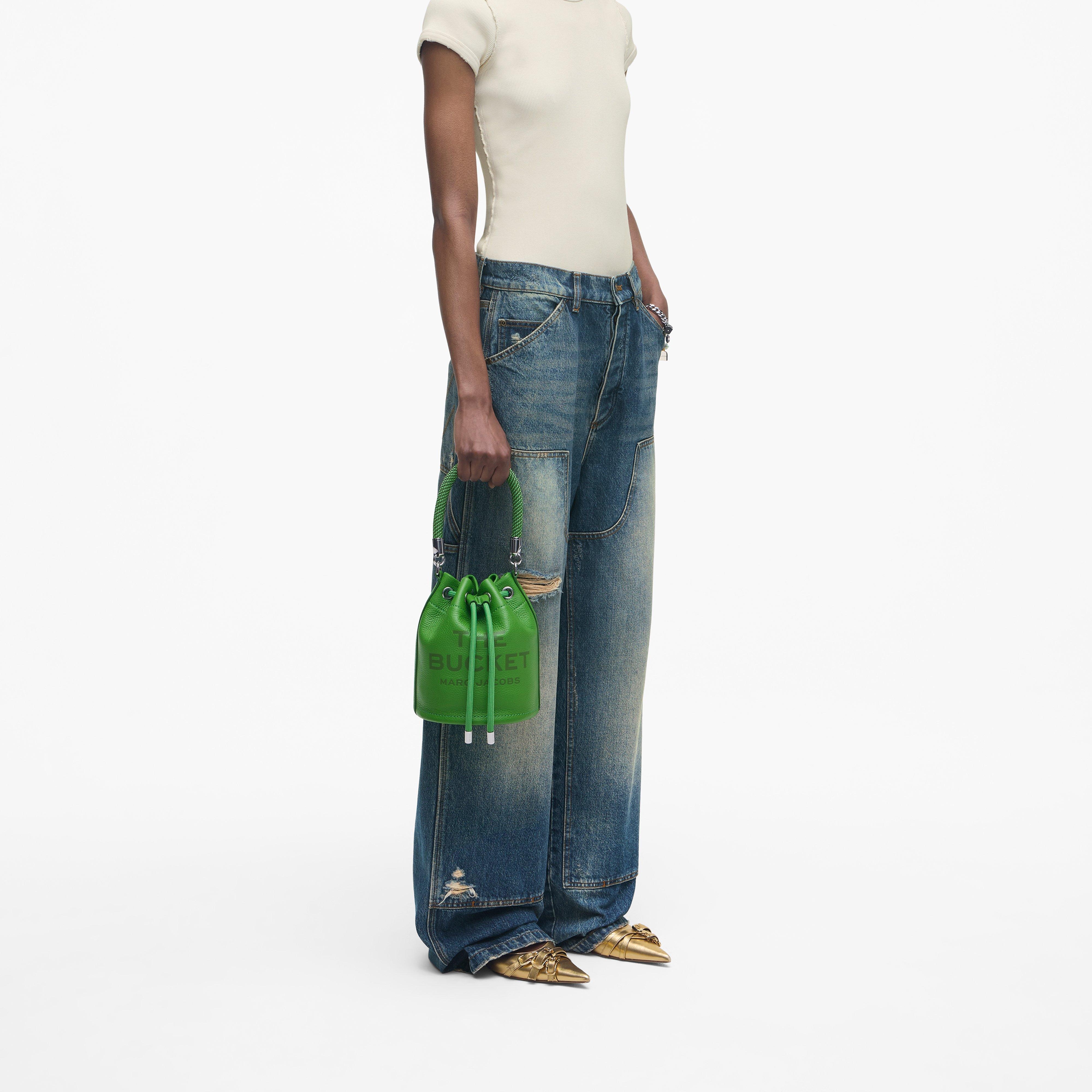 THE LEATHER BUCKET BAG - 8