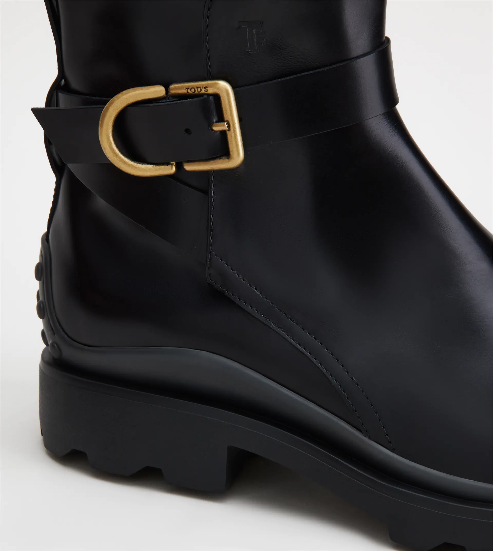 ANKLE BOOTS IN LEATHER - BLACK - 7