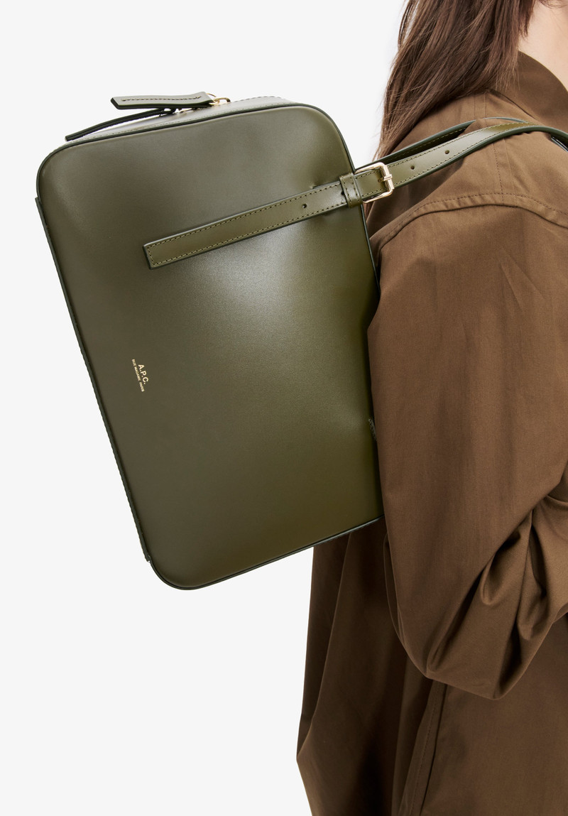 A.P.C. VIRGINIE BOX BAG outlook