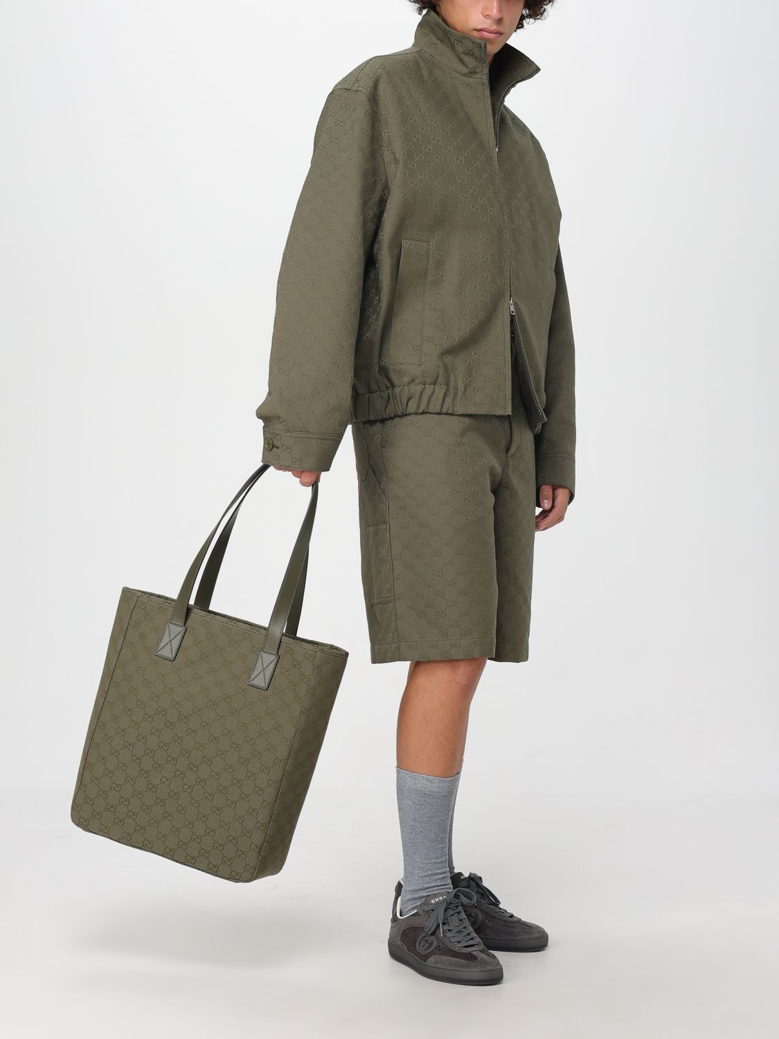 Short men Gucci - 2