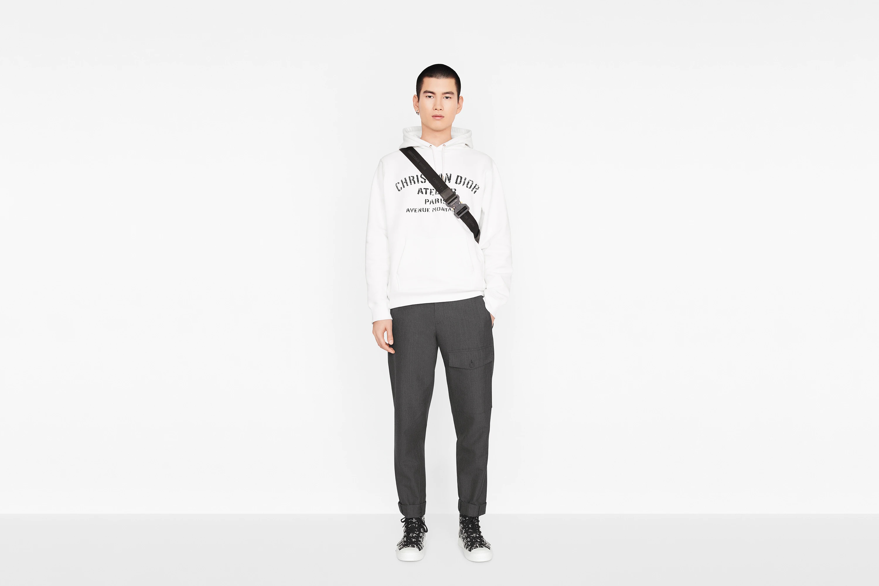 Oversized 'Christian Dior Atelier' Hooded Sweatshirt - 9