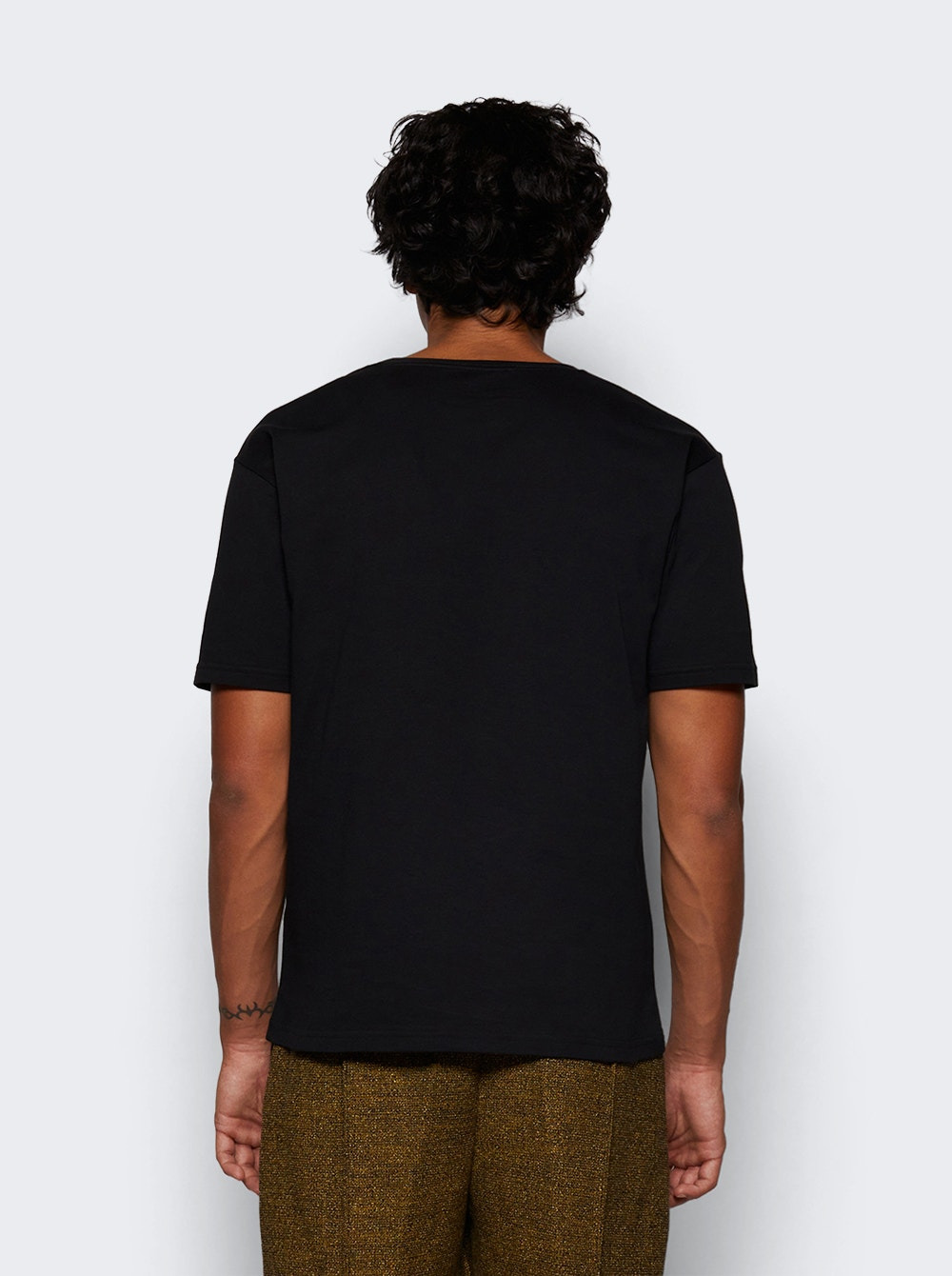 Chez Tee Black - 5