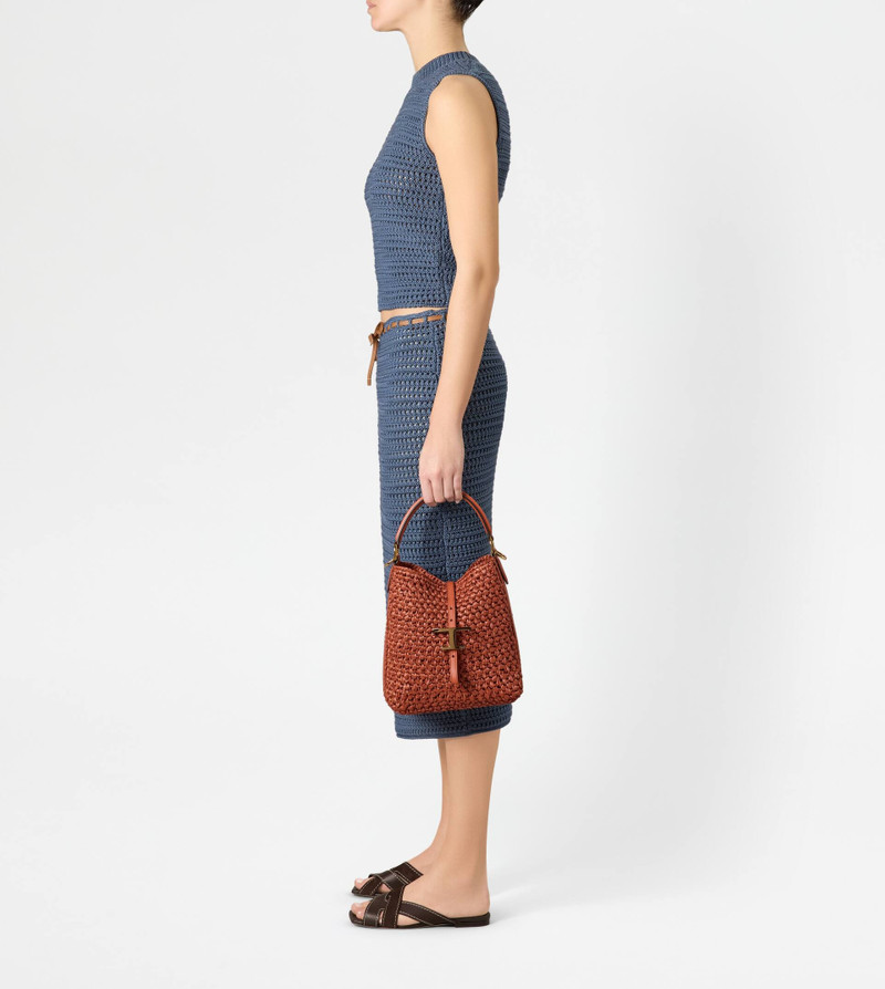 T TIMELESS BUCKET BAG IN RAFFIA AND LEATHER MINI - ORANGE 8